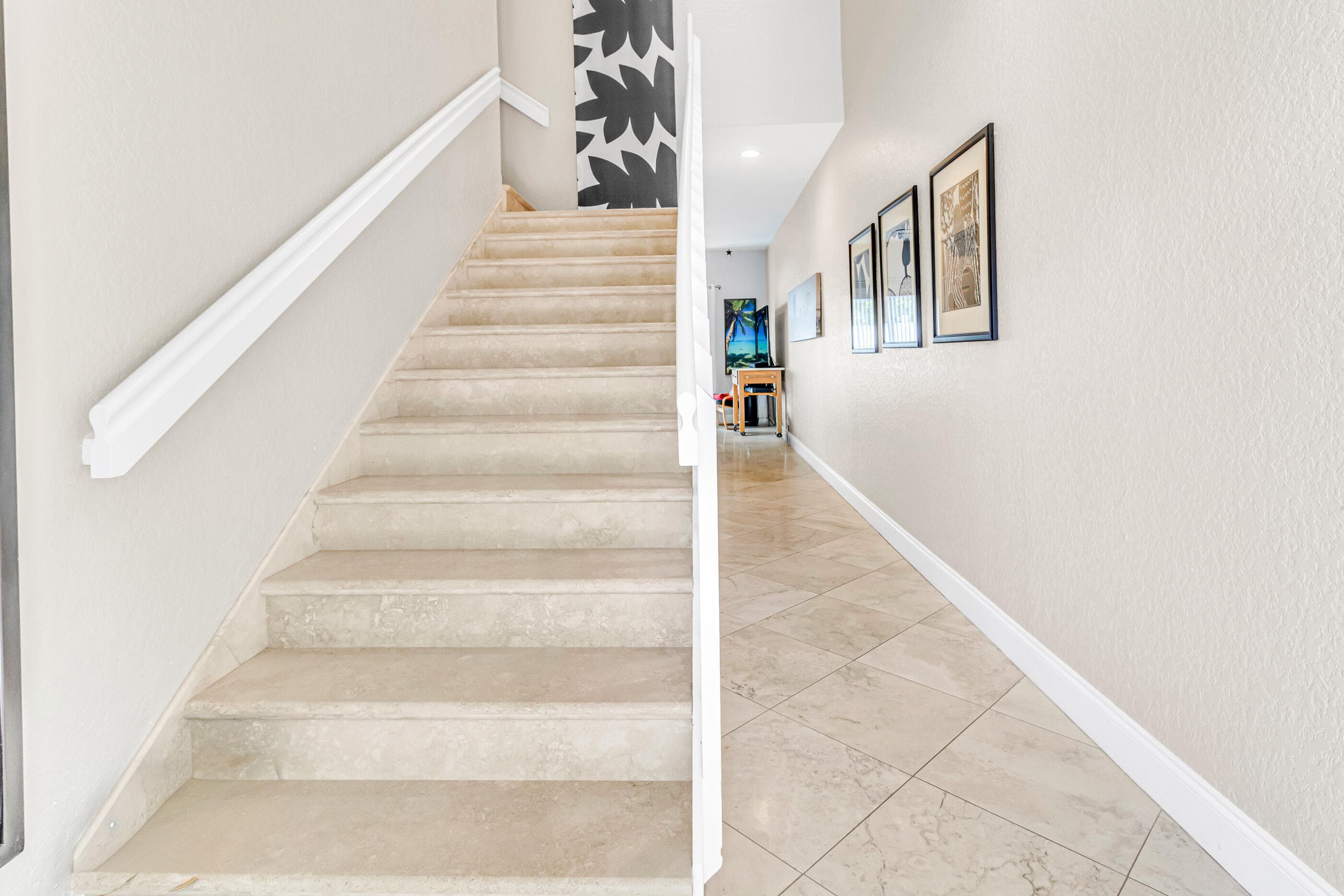 5428 Pointe Villa Drive E, Lighthouse Point, FL 33064 3