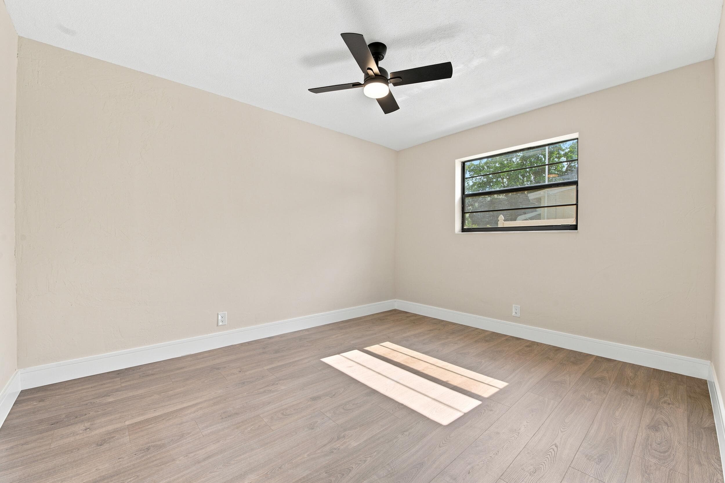 6115 SW 3rd Street, Margate, FL 33068 19