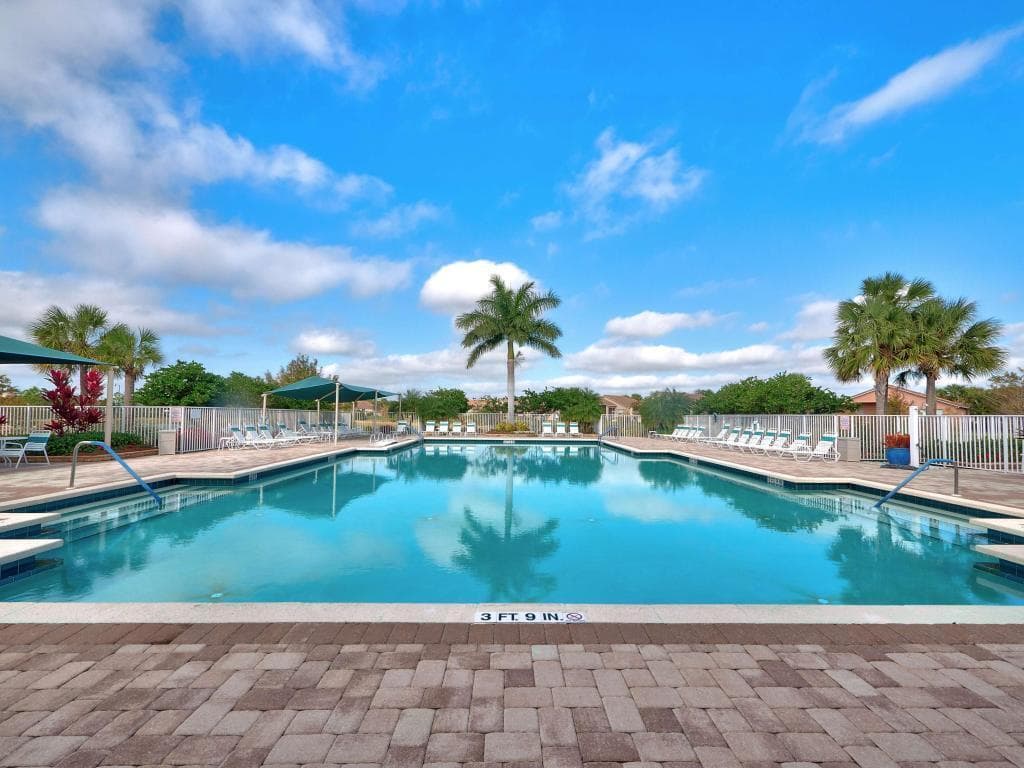 9810 SW Eastbrook Circle, Port St. Lucie, FL 34987 44