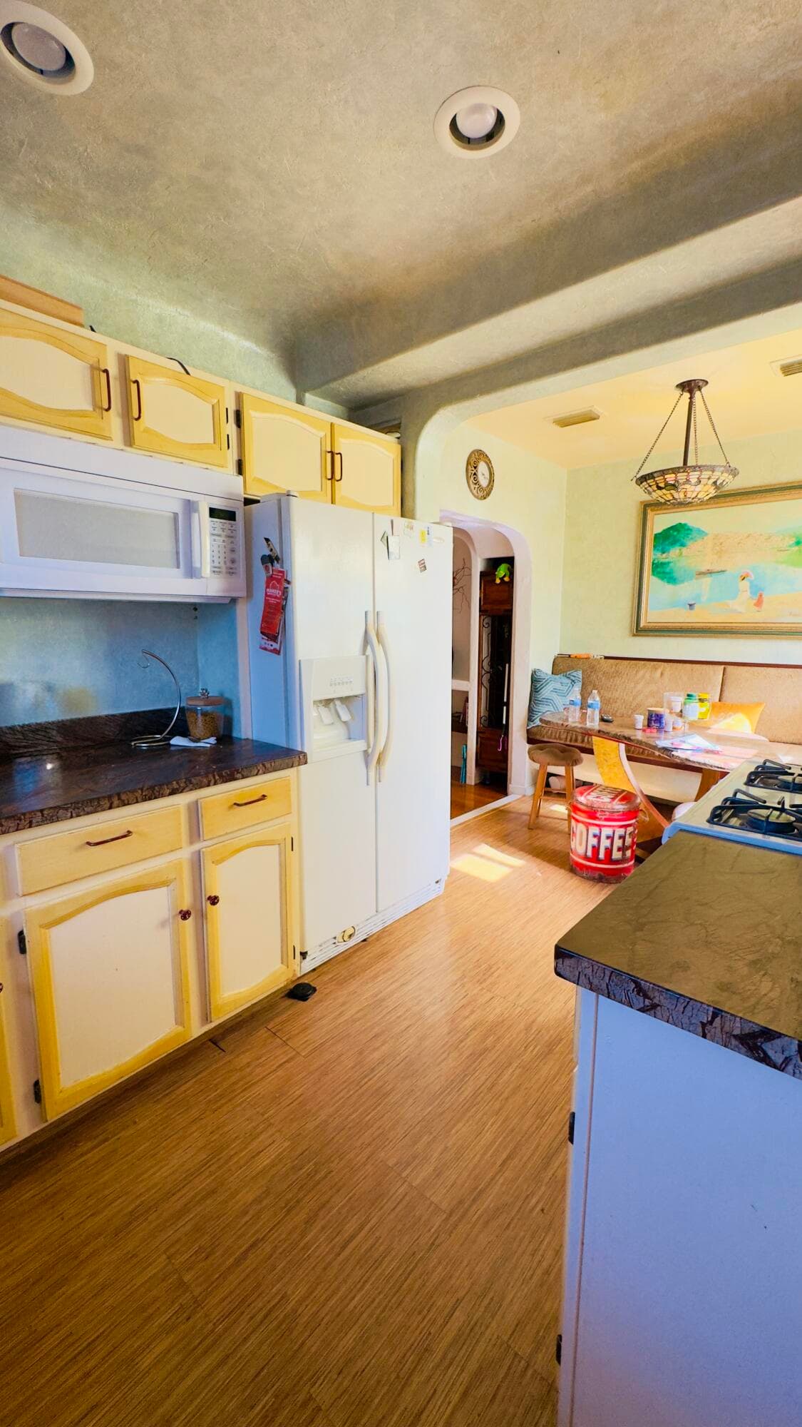 715 N PALMWAY, Lake Worth Beach, FL 33460 26