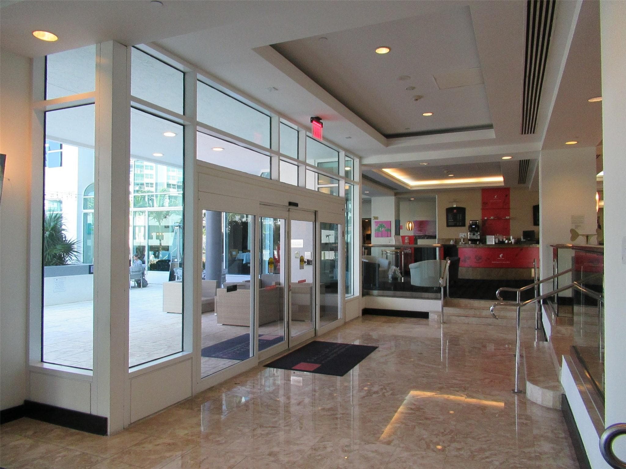 2670 E SUNRISE Boulevard 301, Fort Lauderdale, FL 33304 12