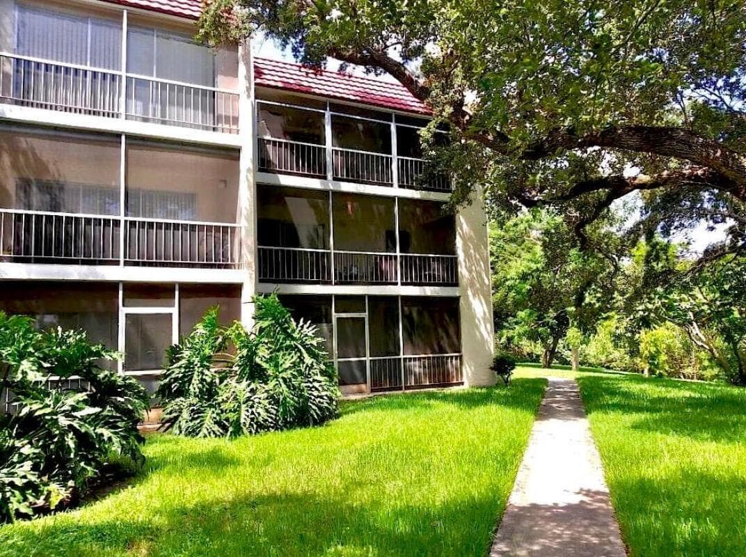 608 NW 13th Street 23, Boca Raton, FL 33486