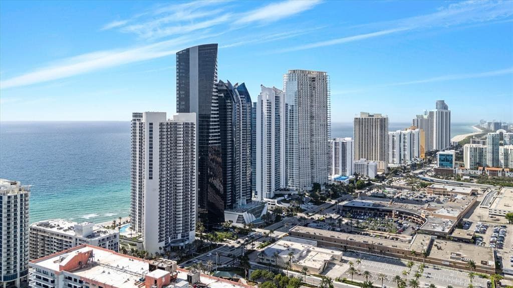 17201 COLLINS Avenue 805, Sunny Isles Beach, FL 33160 32