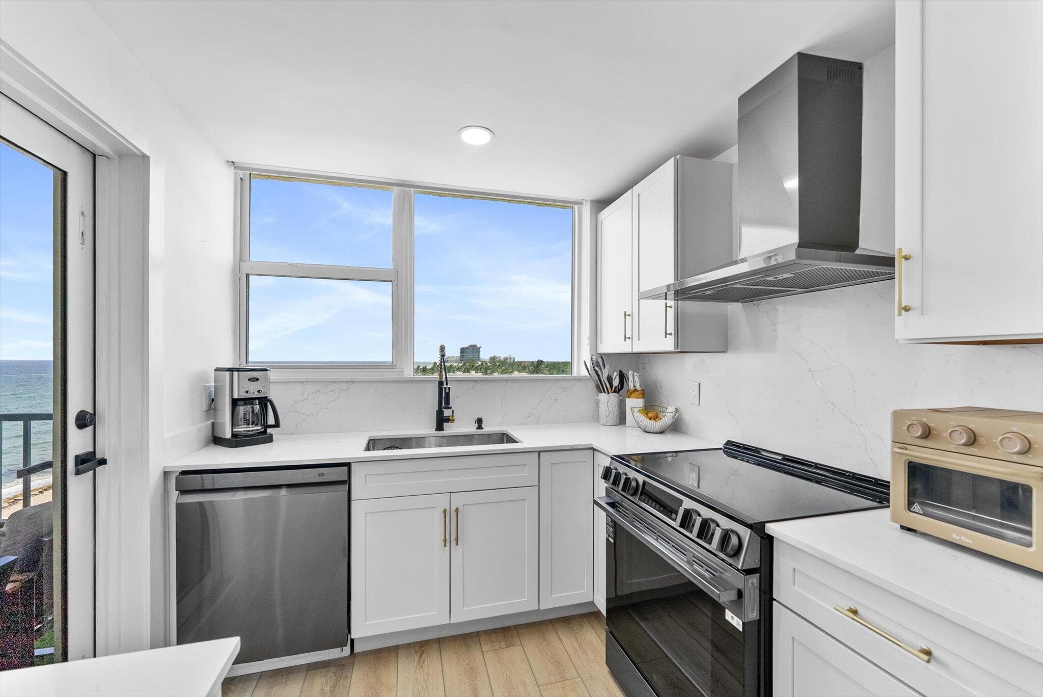 1237 HILLSBORO MILE 604, Hillsboro Beach, FL 33062 4