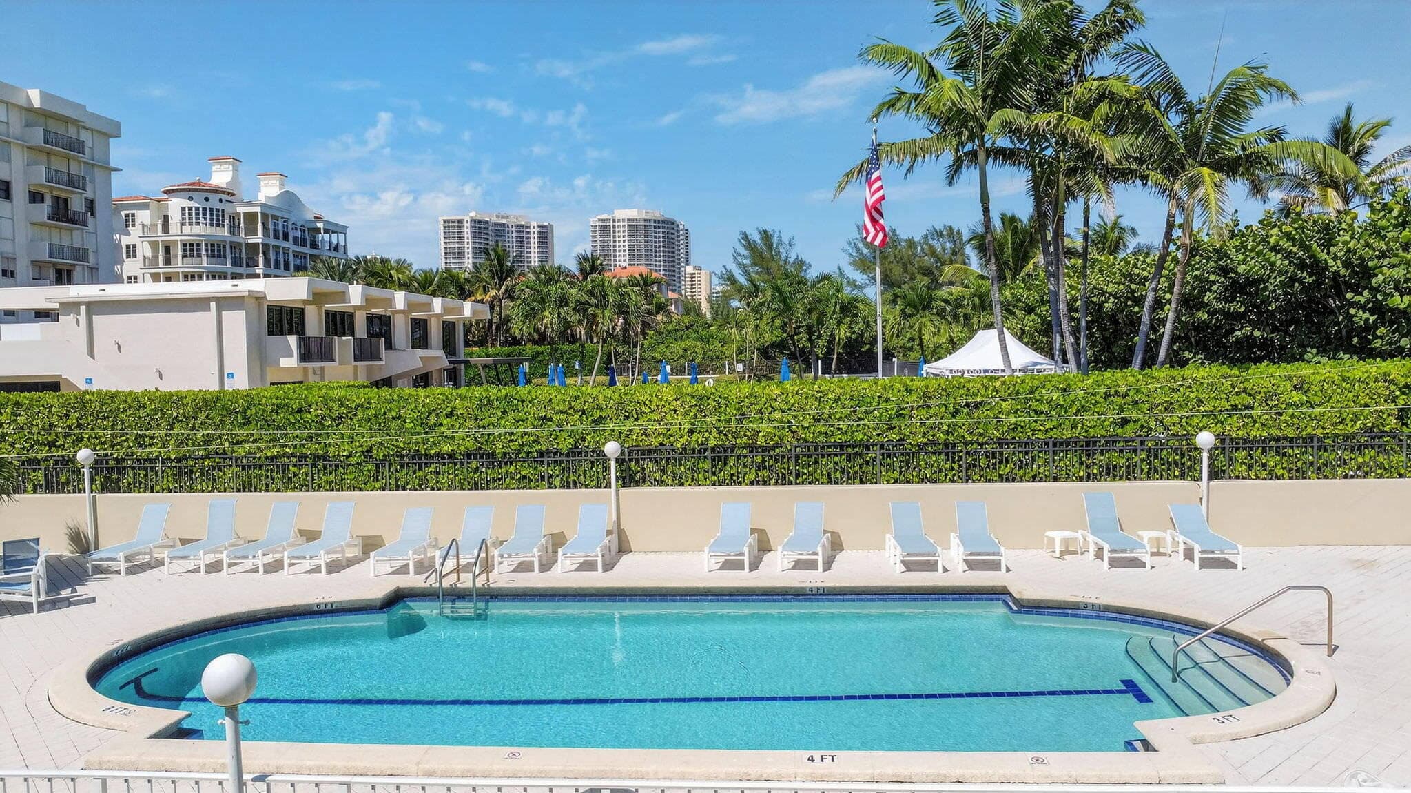125 S OCEAN Avenue 211, Palm Beach Shores, FL 33404 35