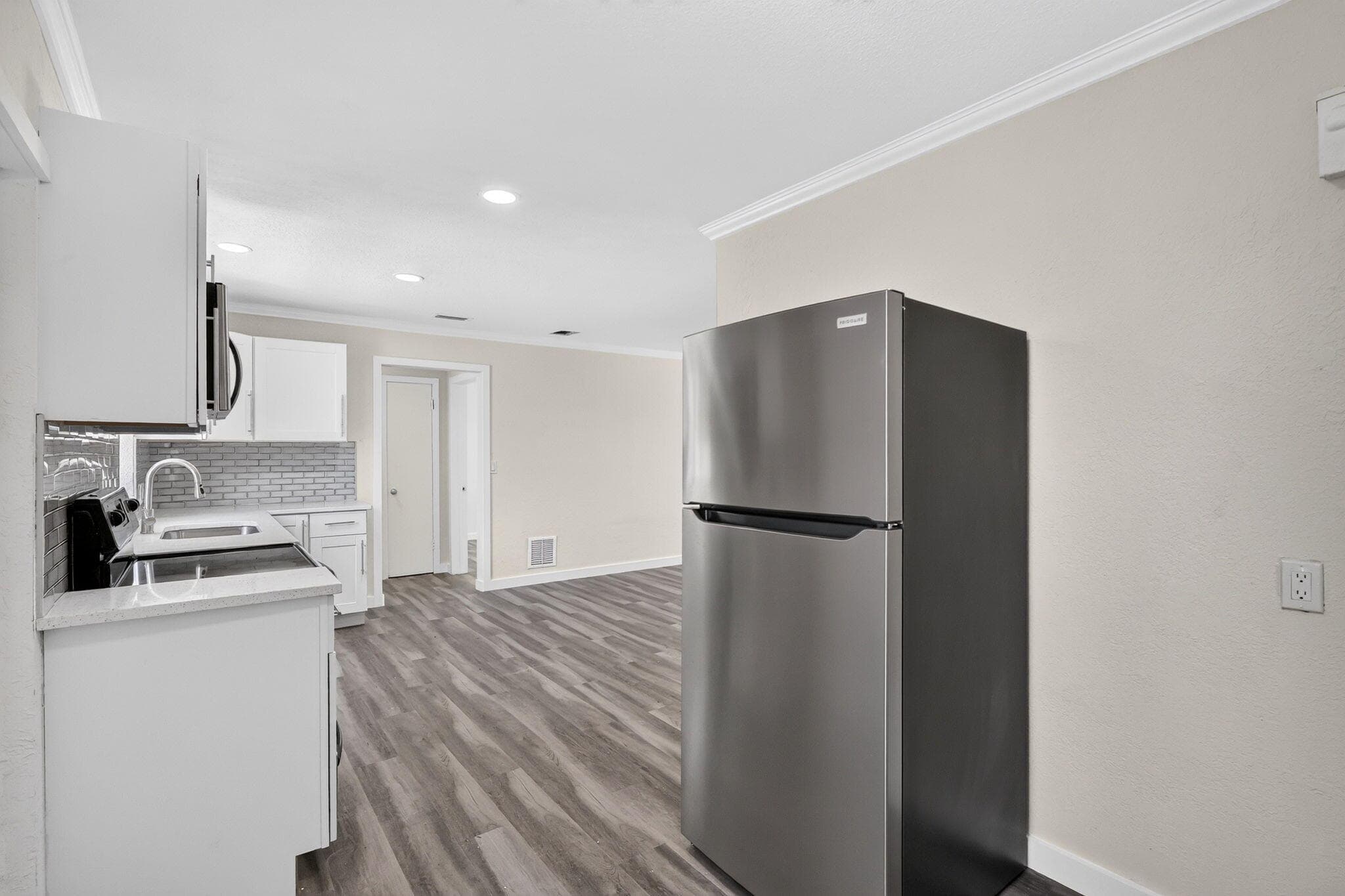 2205 N 44TH Street, Fort Pierce, FL 34946 14