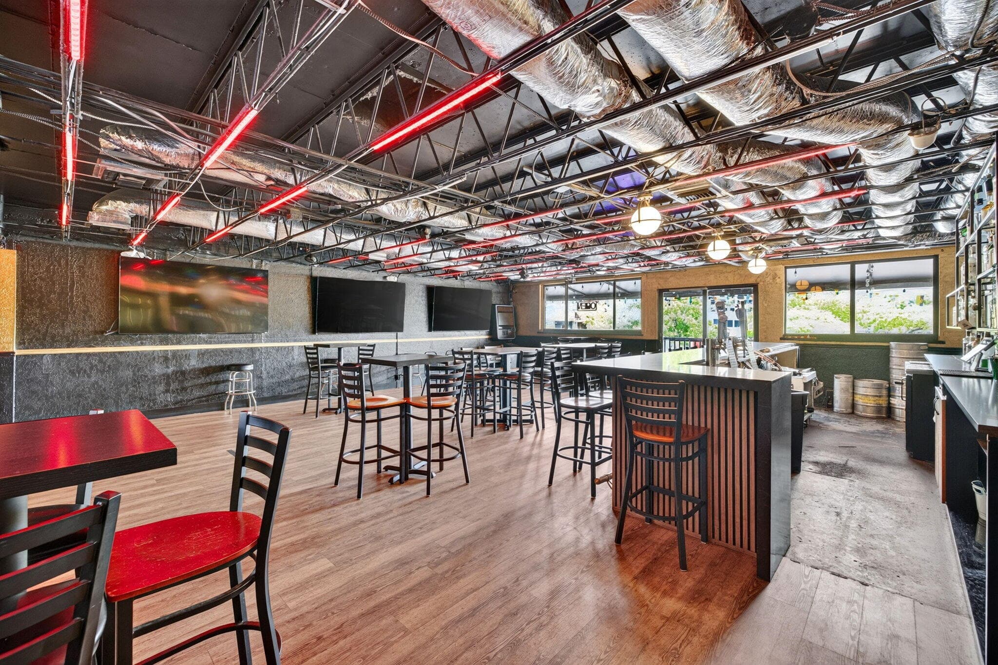 3045 N Federal Highway 4, Fort Lauderdale, FL 28
