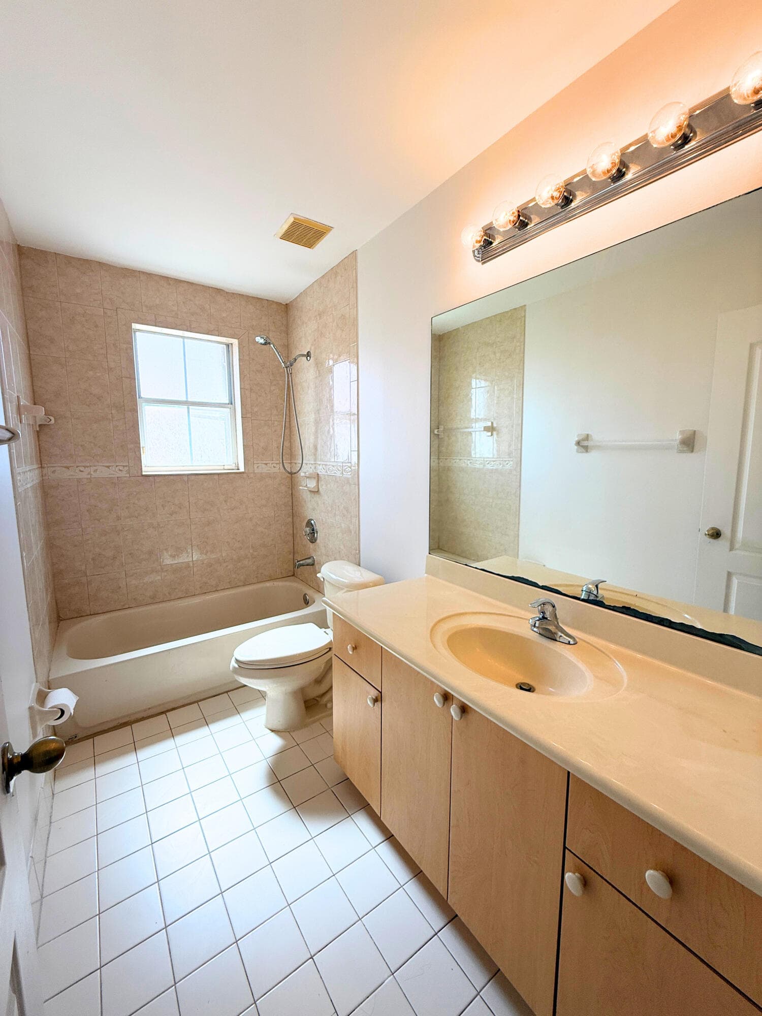 12631 SW 28th Street, Miramar, FL 33027 32