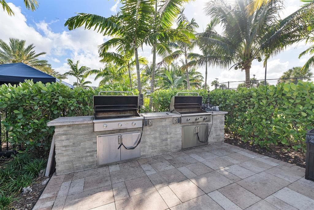 4601 Pinehurst Trail E, Oakland Park, FL 33309 38