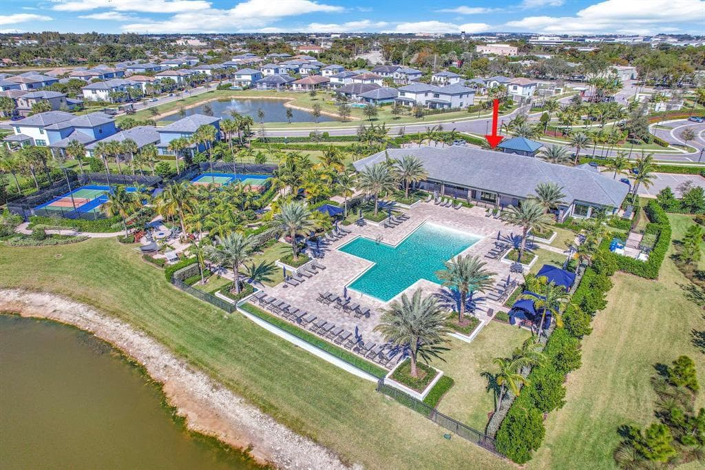 4601 Pinehurst Trail E, Oakland Park, FL 33309 28
