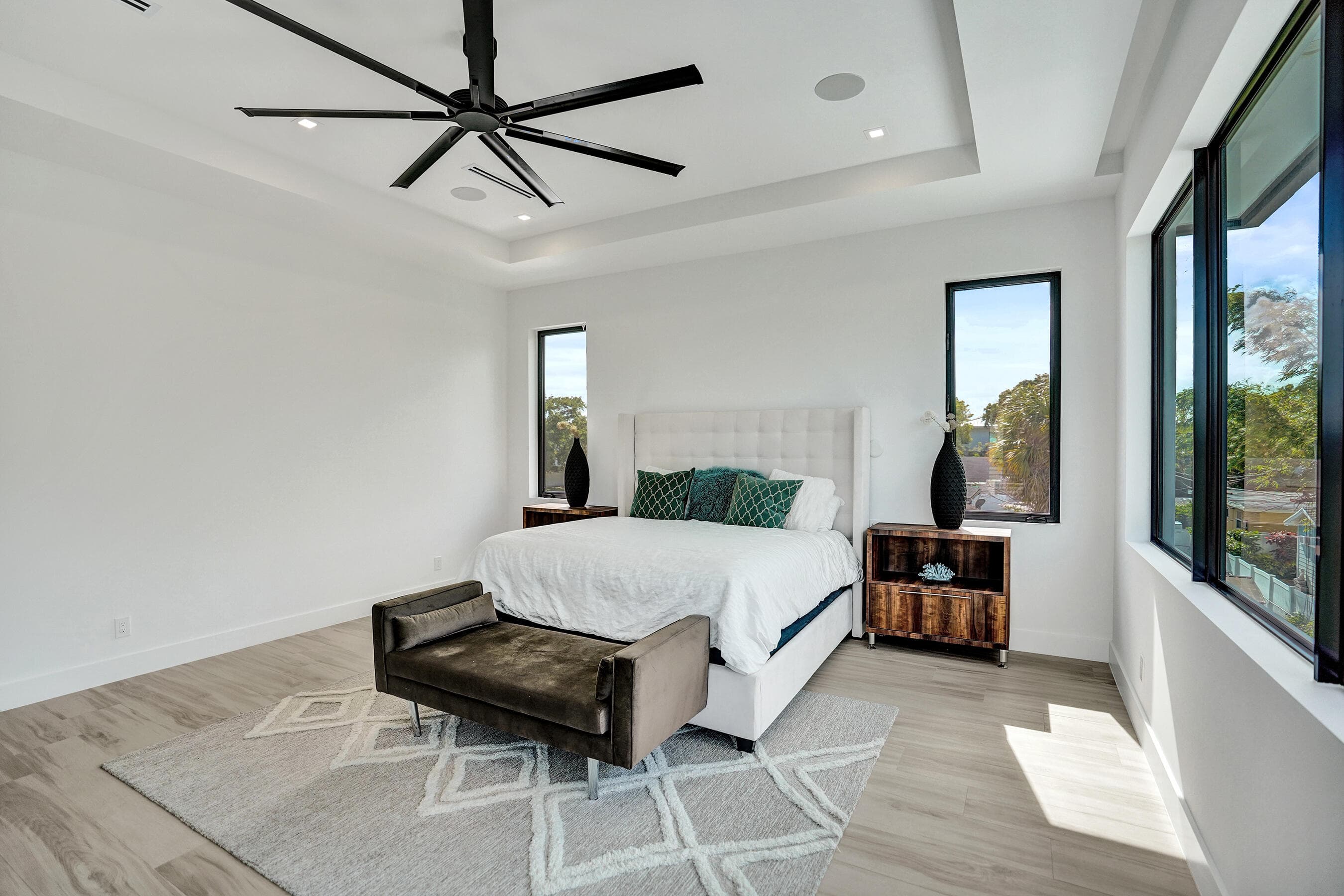 235 NE 11th Street, Delray Beach, FL 33444 53