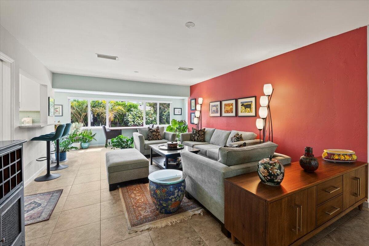 4410 NE 17TH Avenue, Oakland Park, FL 33334 2