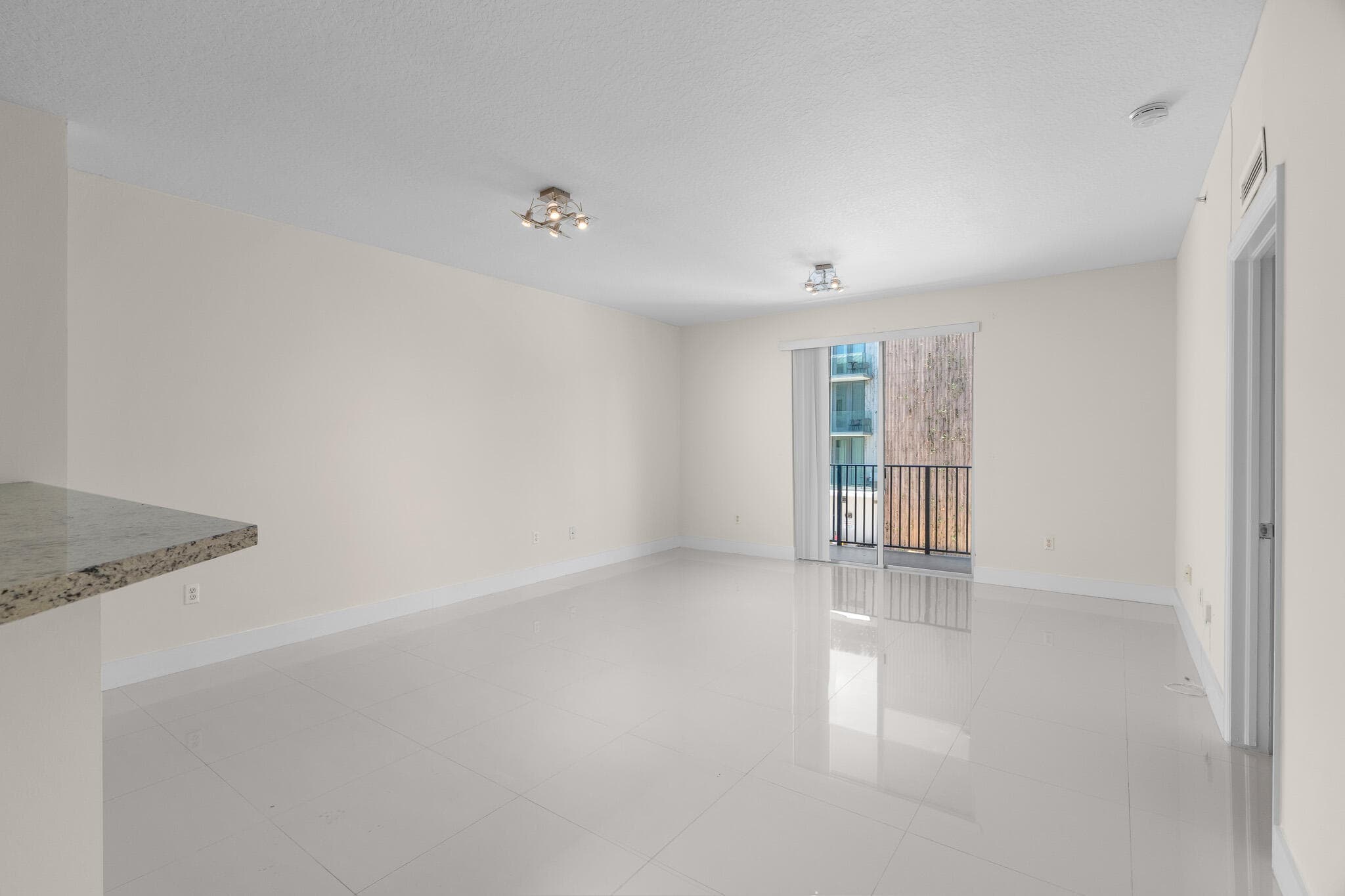 250 NE 3rd Avenue 1305, Delray Beach, FL 33444 9