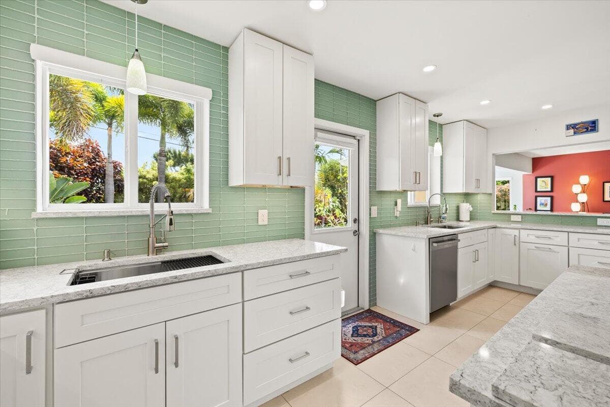 4410 NE 17TH Avenue, Oakland Park, FL 33334 6