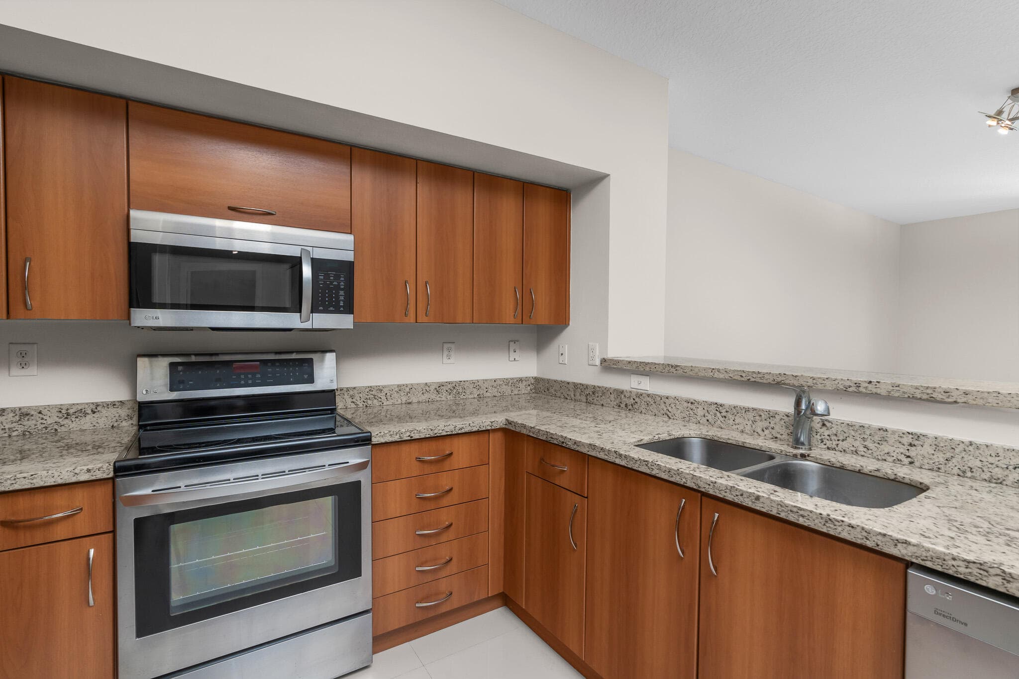 250 NE 3rd Avenue 1305, Delray Beach, FL 33444 7