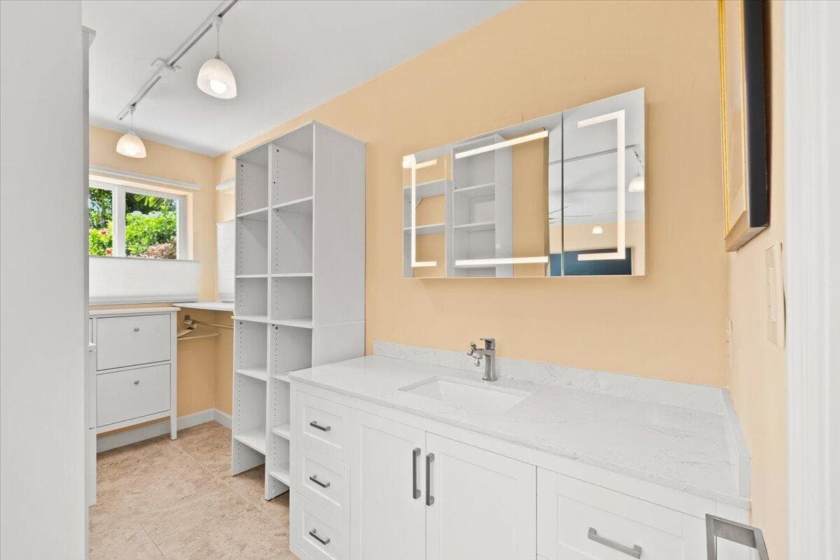 4410 NE 17TH Avenue, Oakland Park, FL 33334 29