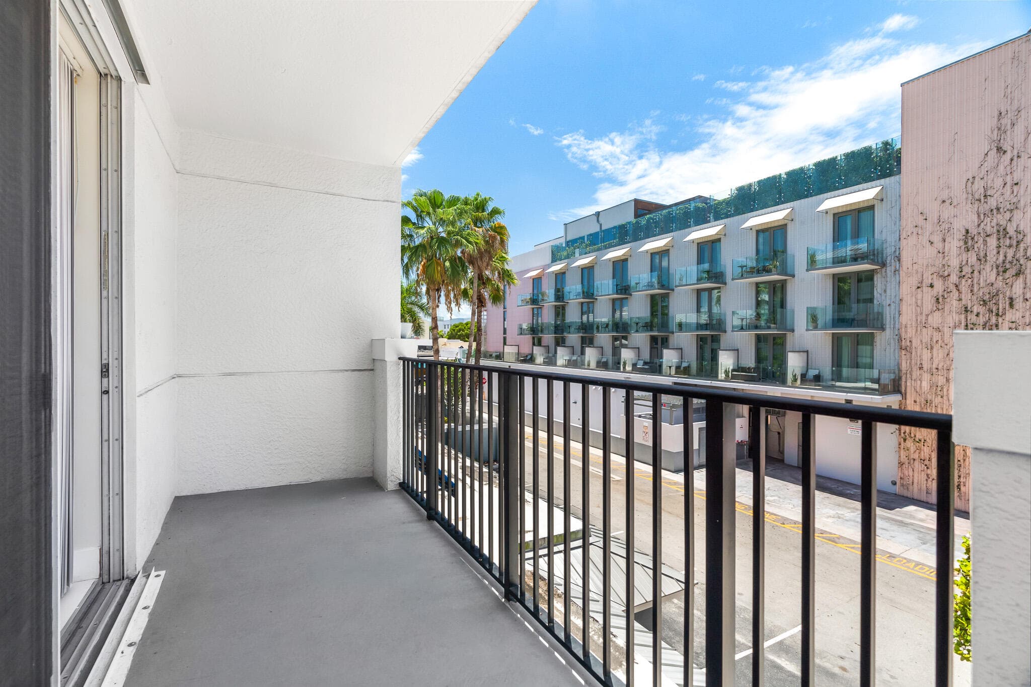 250 NE 3rd Avenue 1305, Delray Beach, FL 33444 27