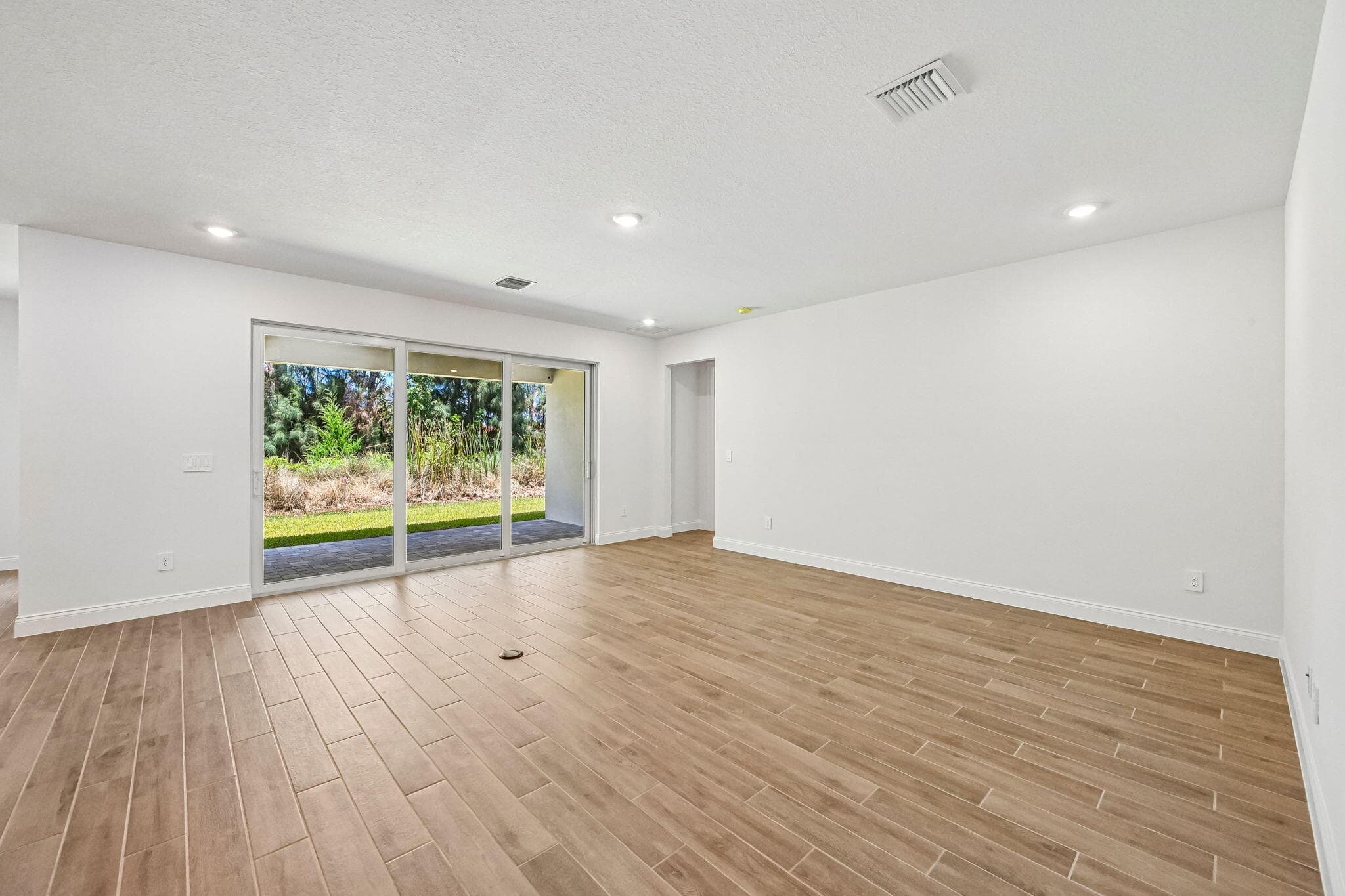 5621 Hampton Park Circle, Vero Beach, FL 32966 6