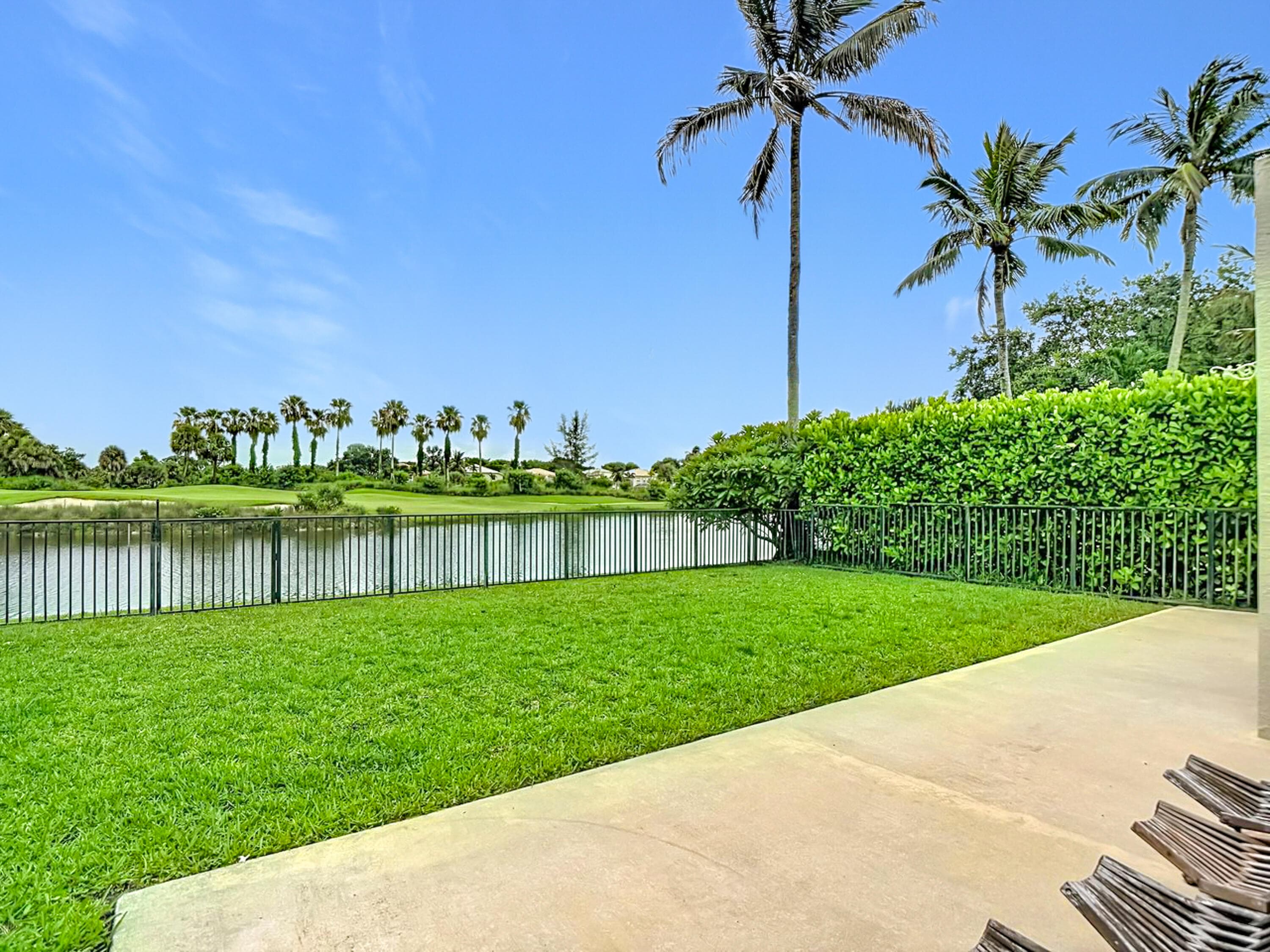 1154 OAKWATER Drive, Royal Palm Beach, FL 33411 26