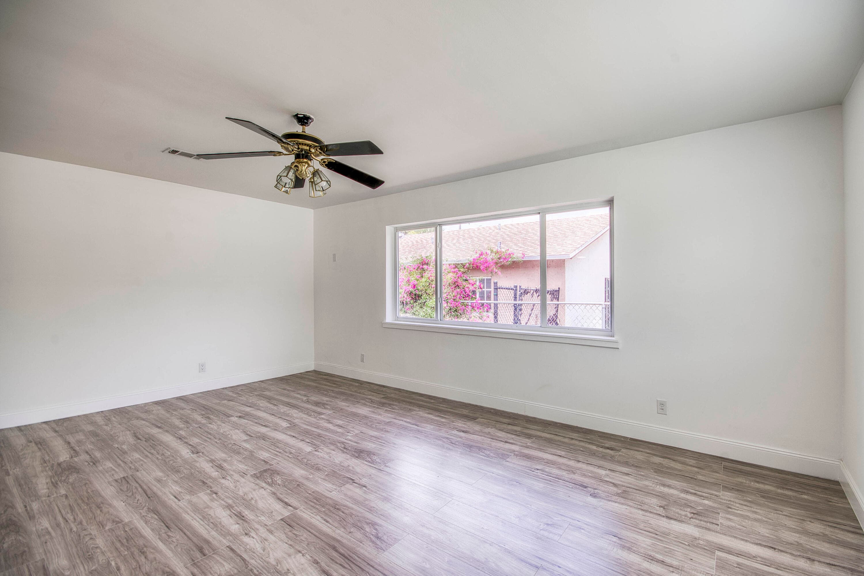 950 W 36th Street, Riviera Beach, FL 33404 8