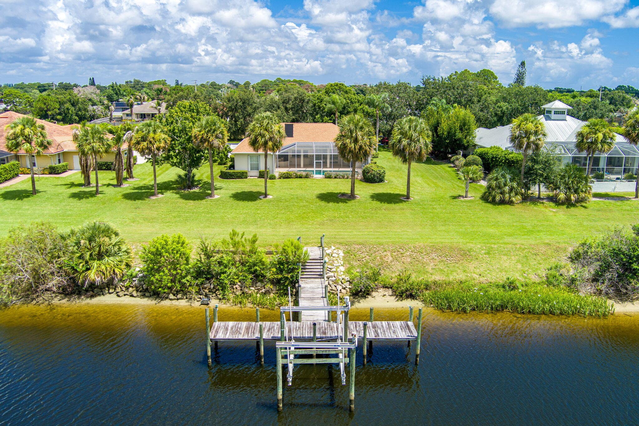 2624 SW River Shore Drive, FL 34984 5