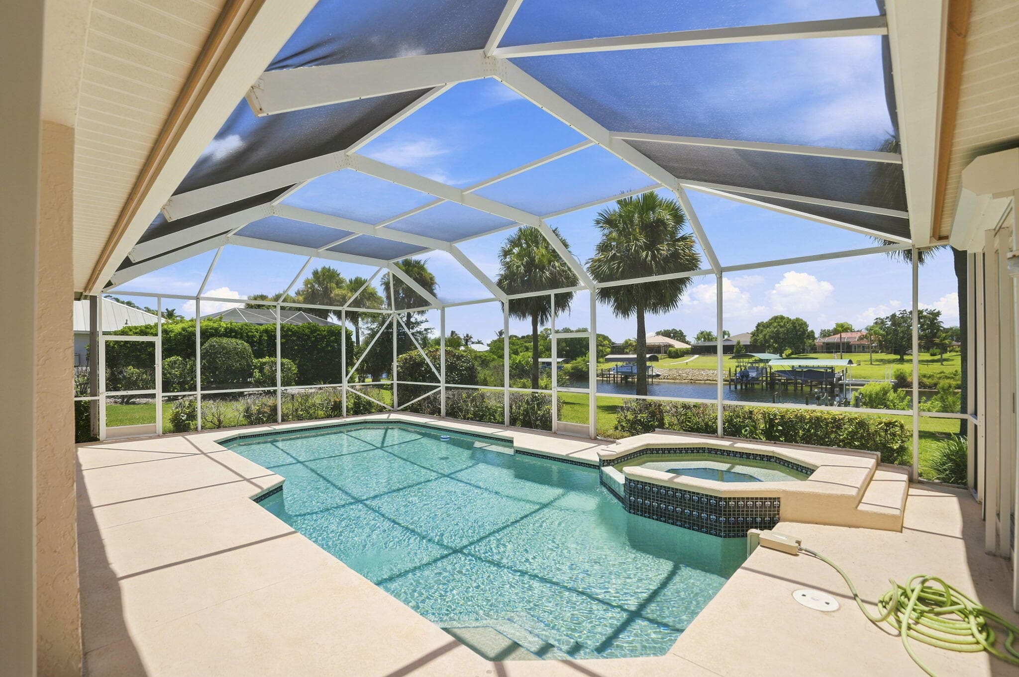 2624 SW River Shore Drive, FL 34984 14