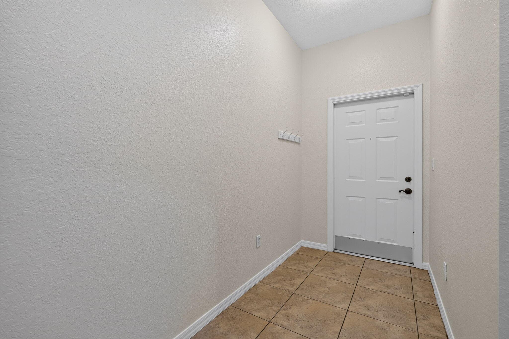 158 W Thatch Palm Circle, Jupiter, FL 33458 3