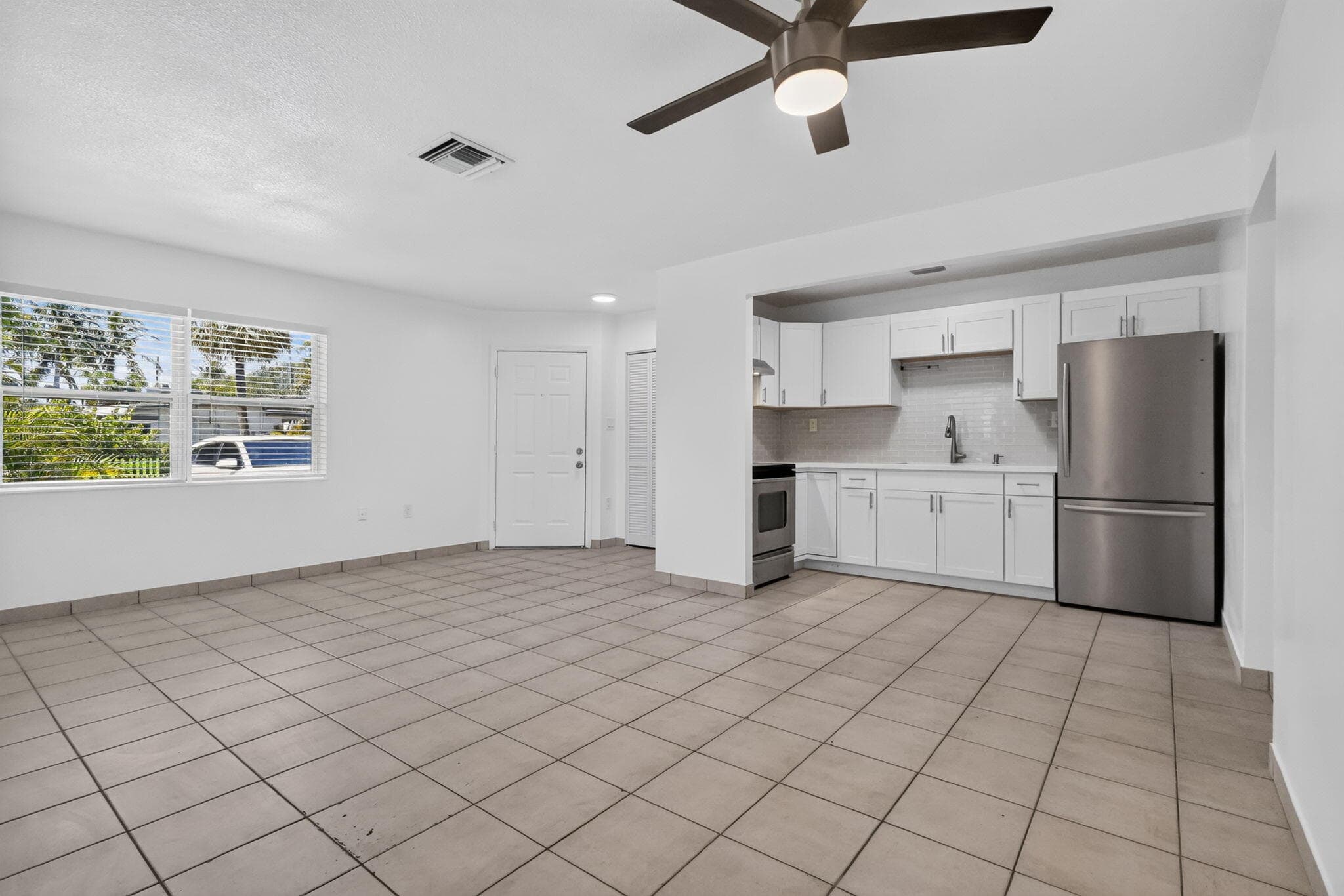 201 Palm Street 203, Lantana, FL 33462 4