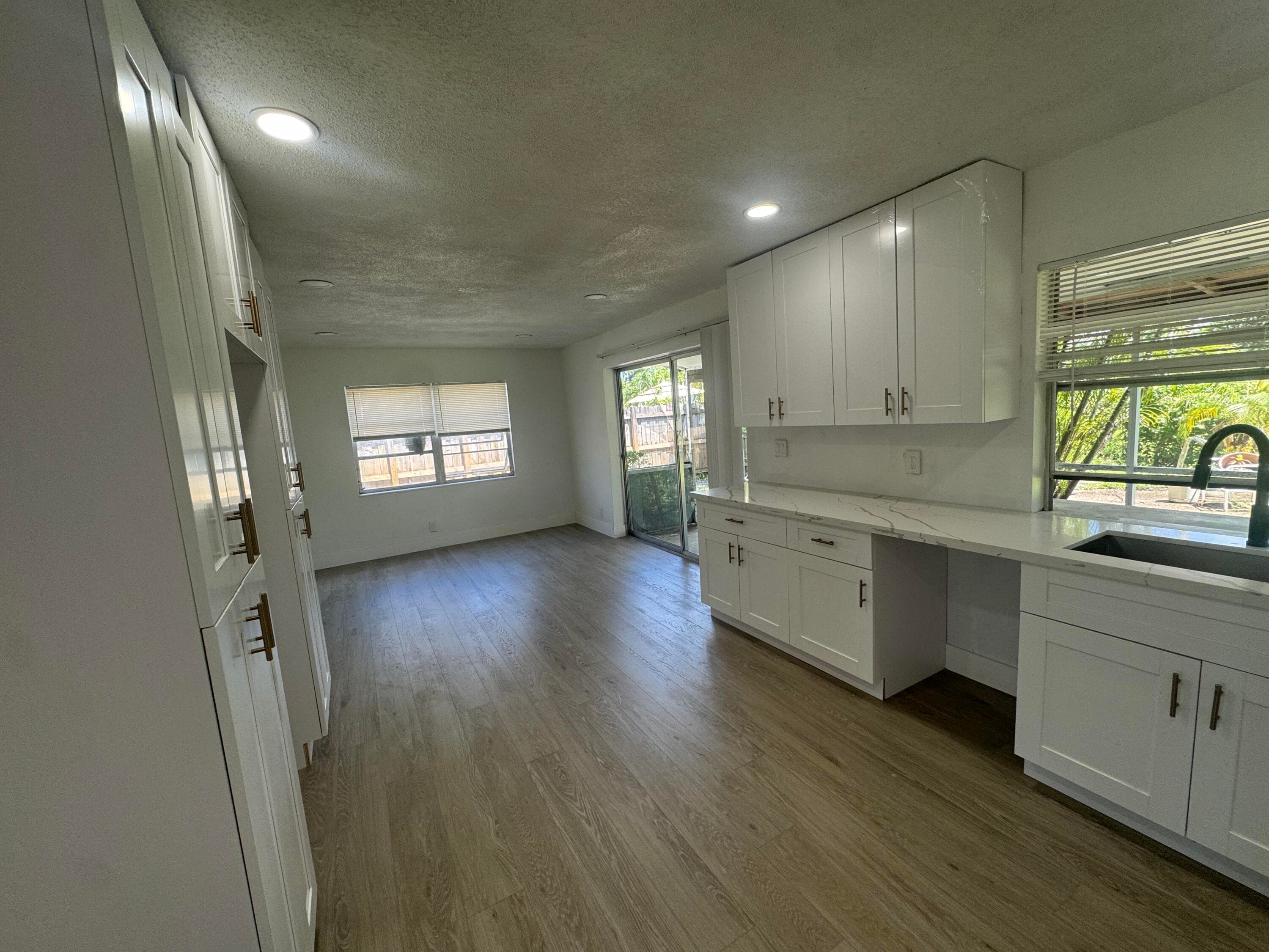 6260 SW 6TH Street, Margate, FL 33068 20