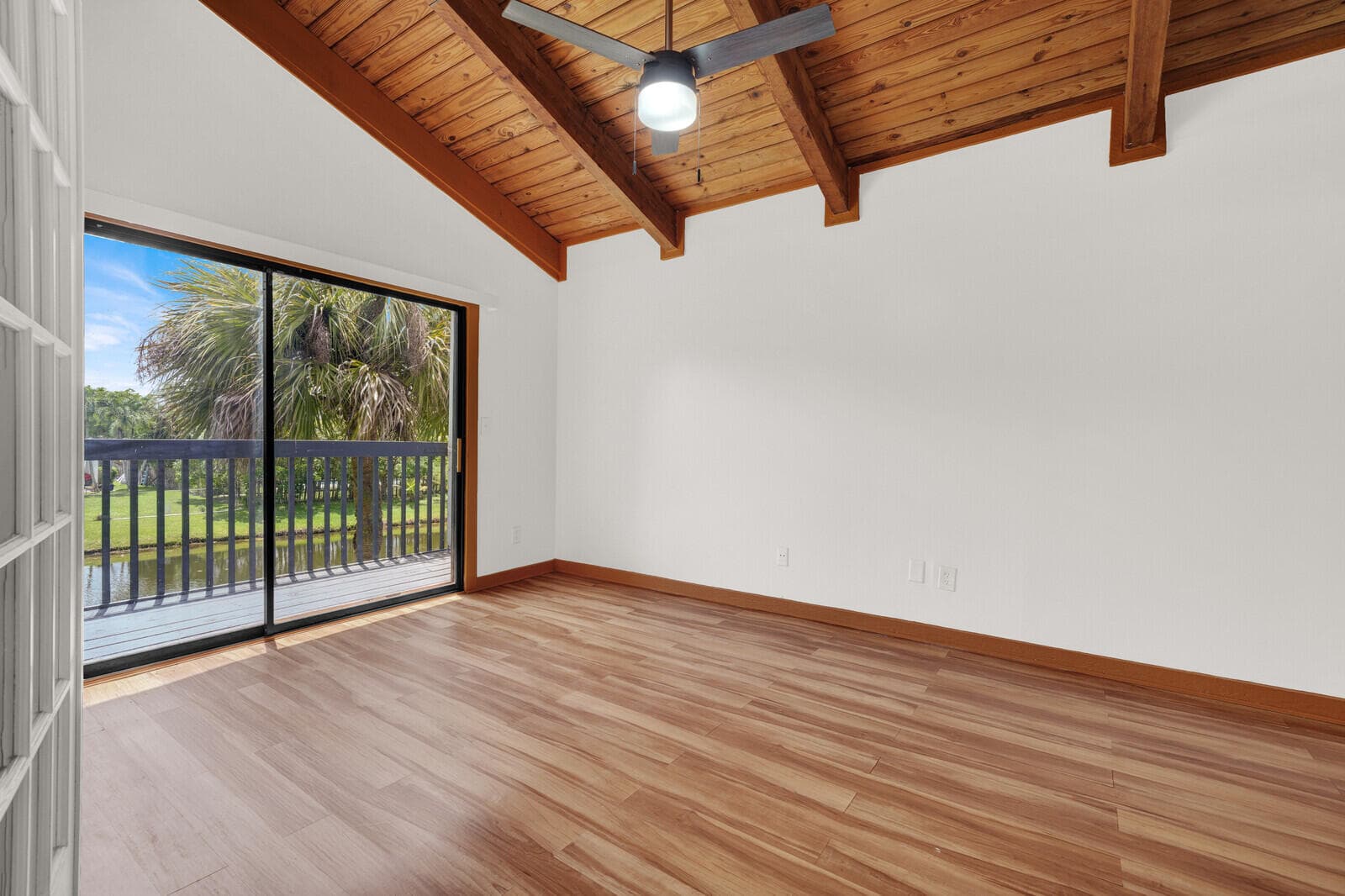 100 Sparrow Drive 13, Royal Palm Beach, FL 33411 19