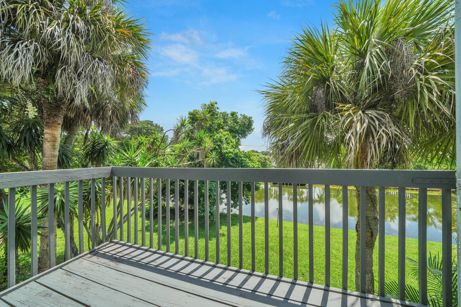 100 Sparrow Drive 13, Royal Palm Beach, FL 33411 25