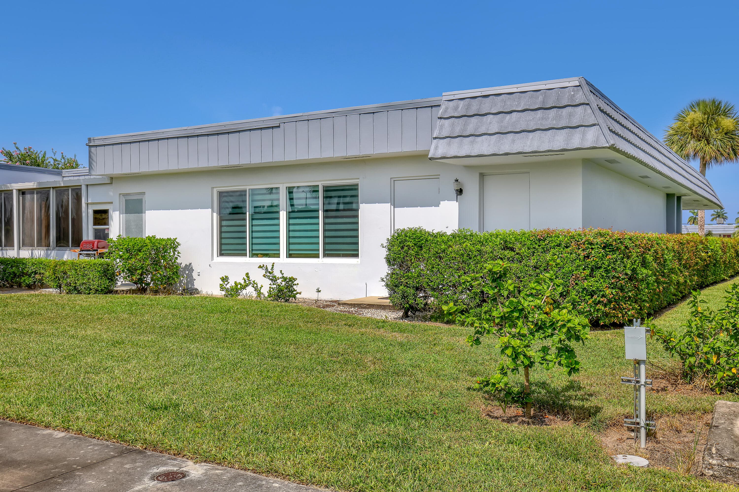 2886 Fernley Drive E 5, West Palm Beach, FL 33415 25
