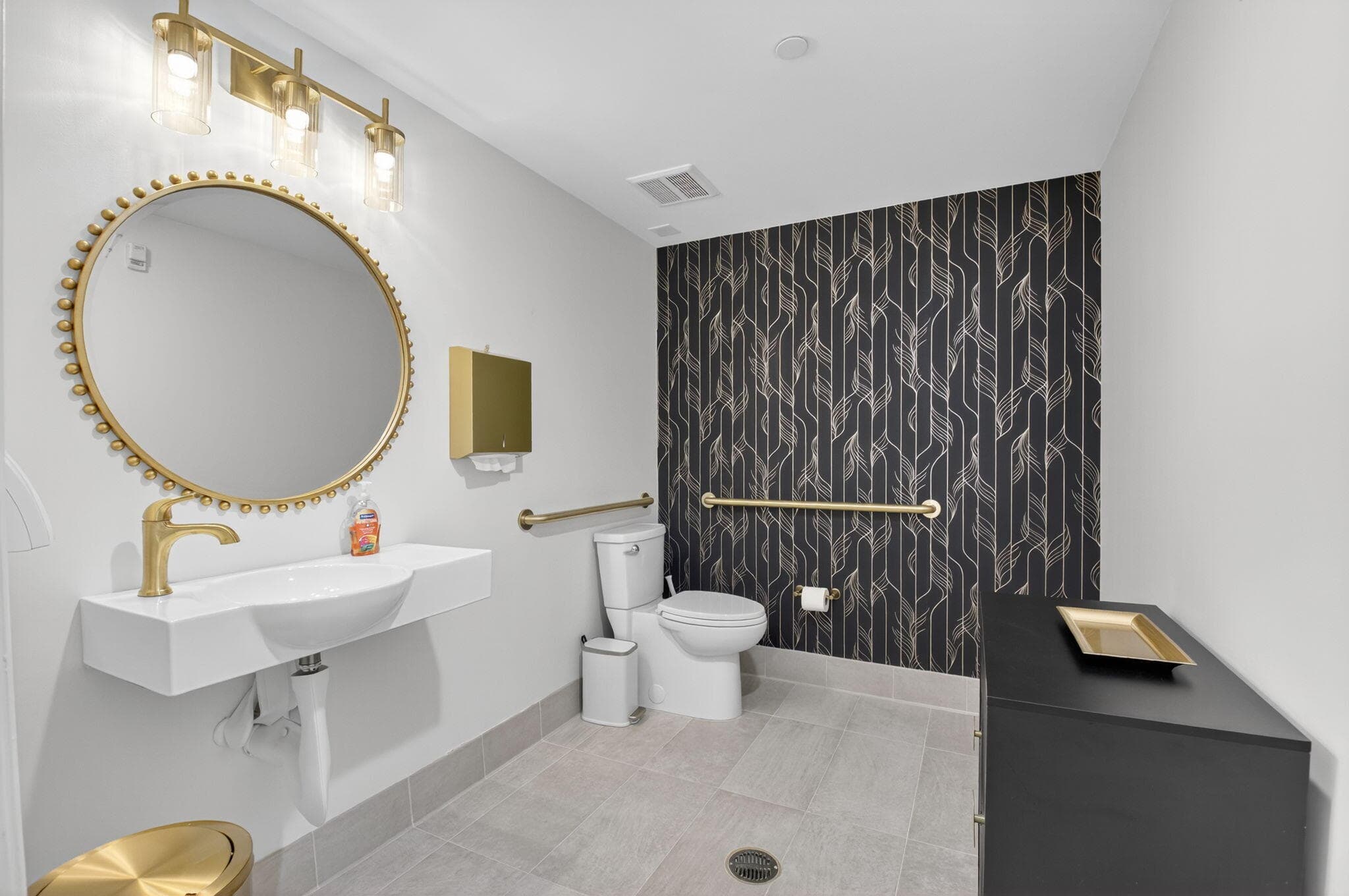 233 S Federal Highway 612, Boca Raton, FL 33432 24