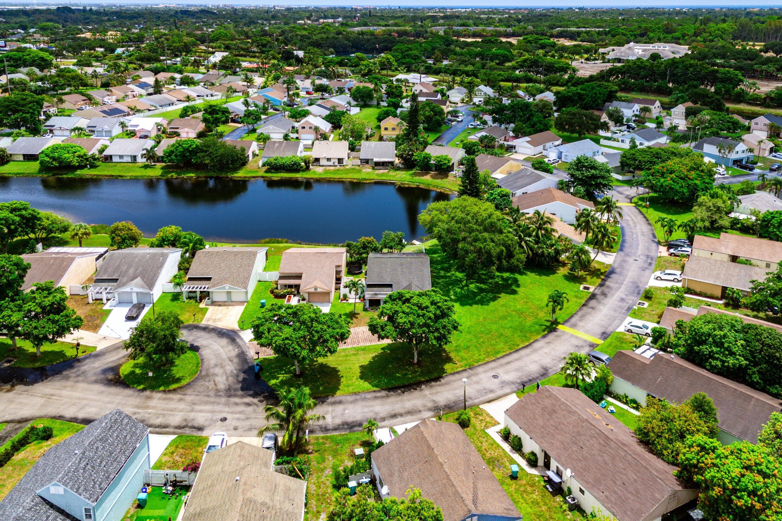 28 Paxford Lane, Boynton Beach, FL 33426 47