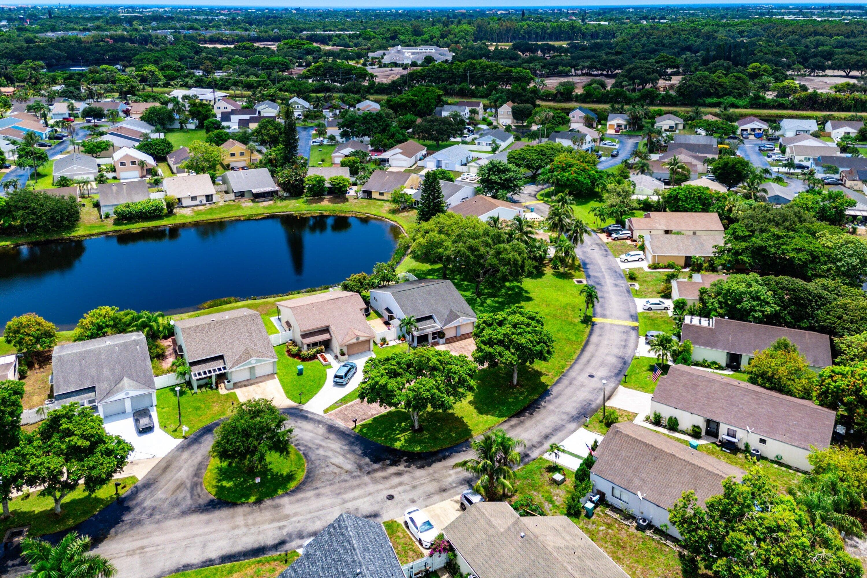 28 Paxford Lane, Boynton Beach, FL 33426 49
