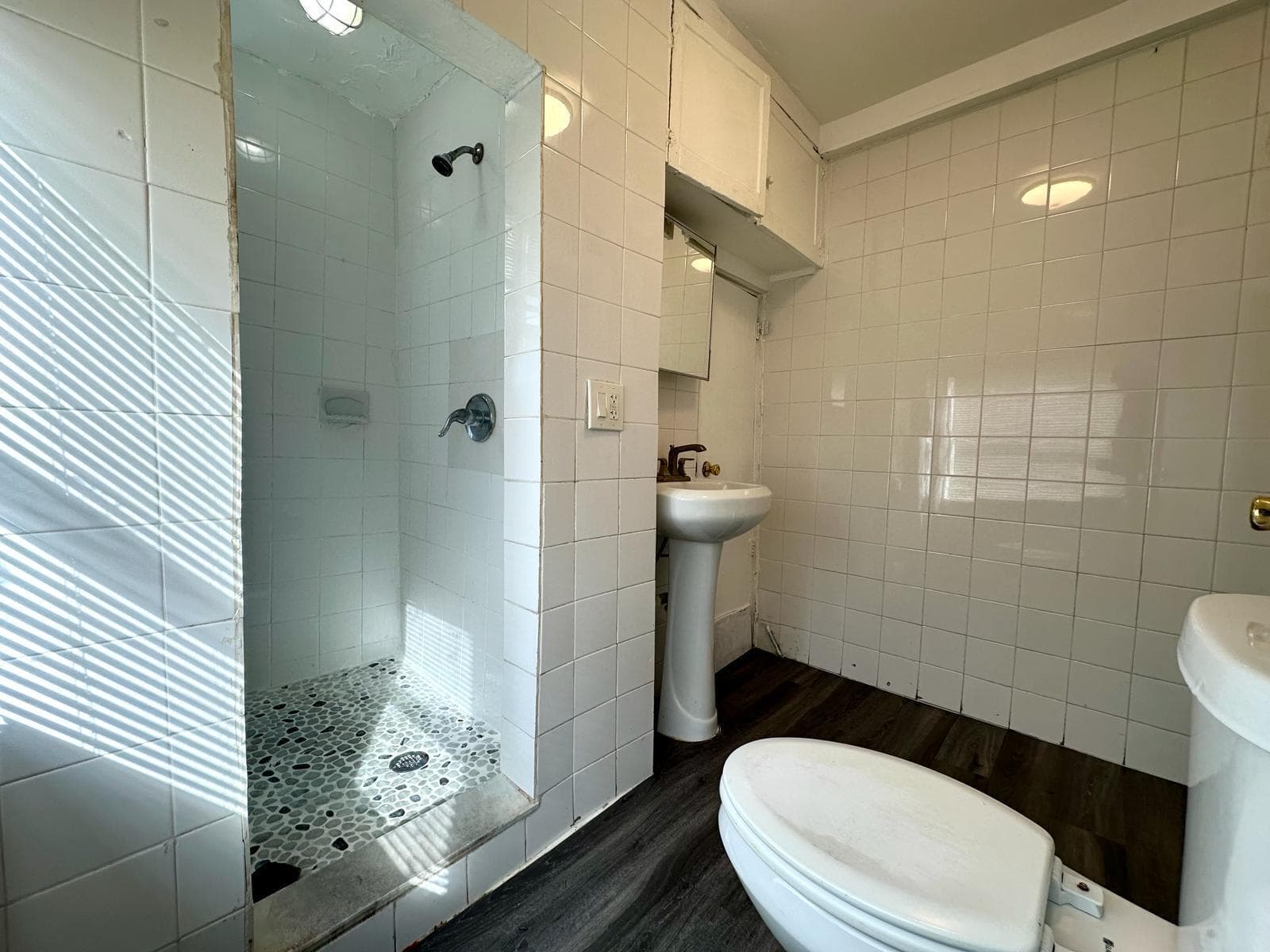 1000 W Lakewood Road 4, West Palm Beach, FL 33405 7