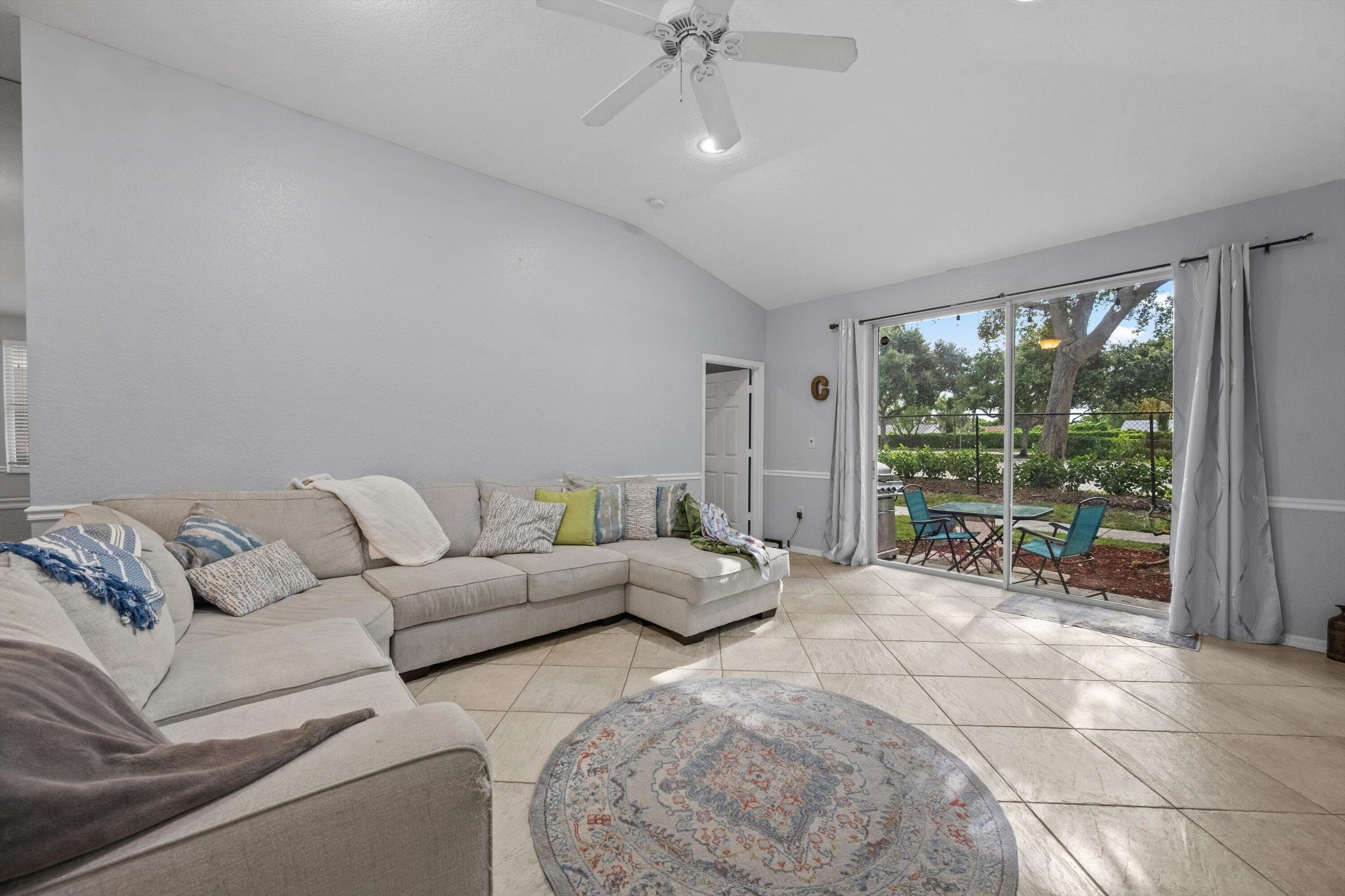 6957 BLUE SKIES Drive, Lake Worth, FL 33463 6