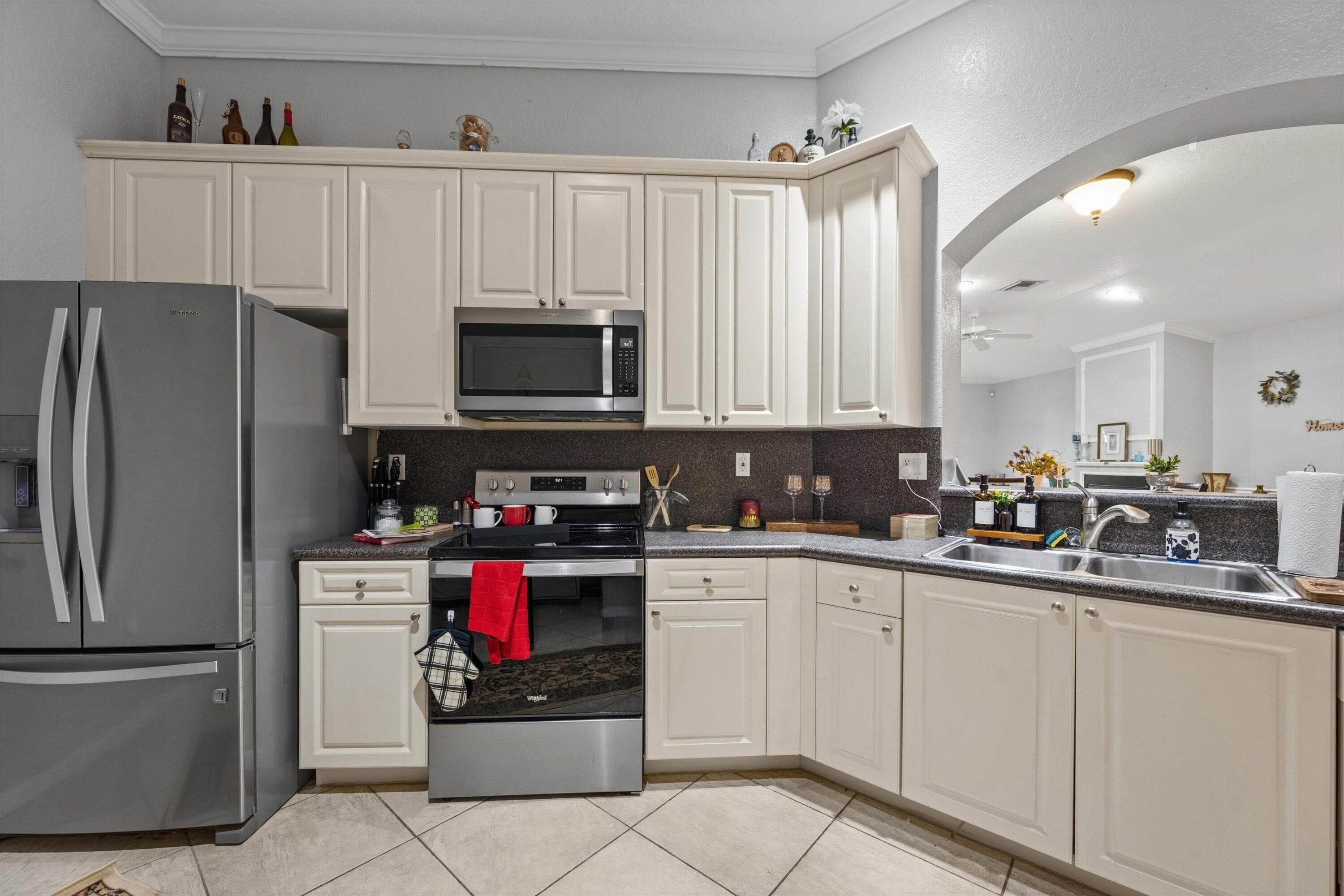 6957 BLUE SKIES Drive, Lake Worth, FL 33463 12