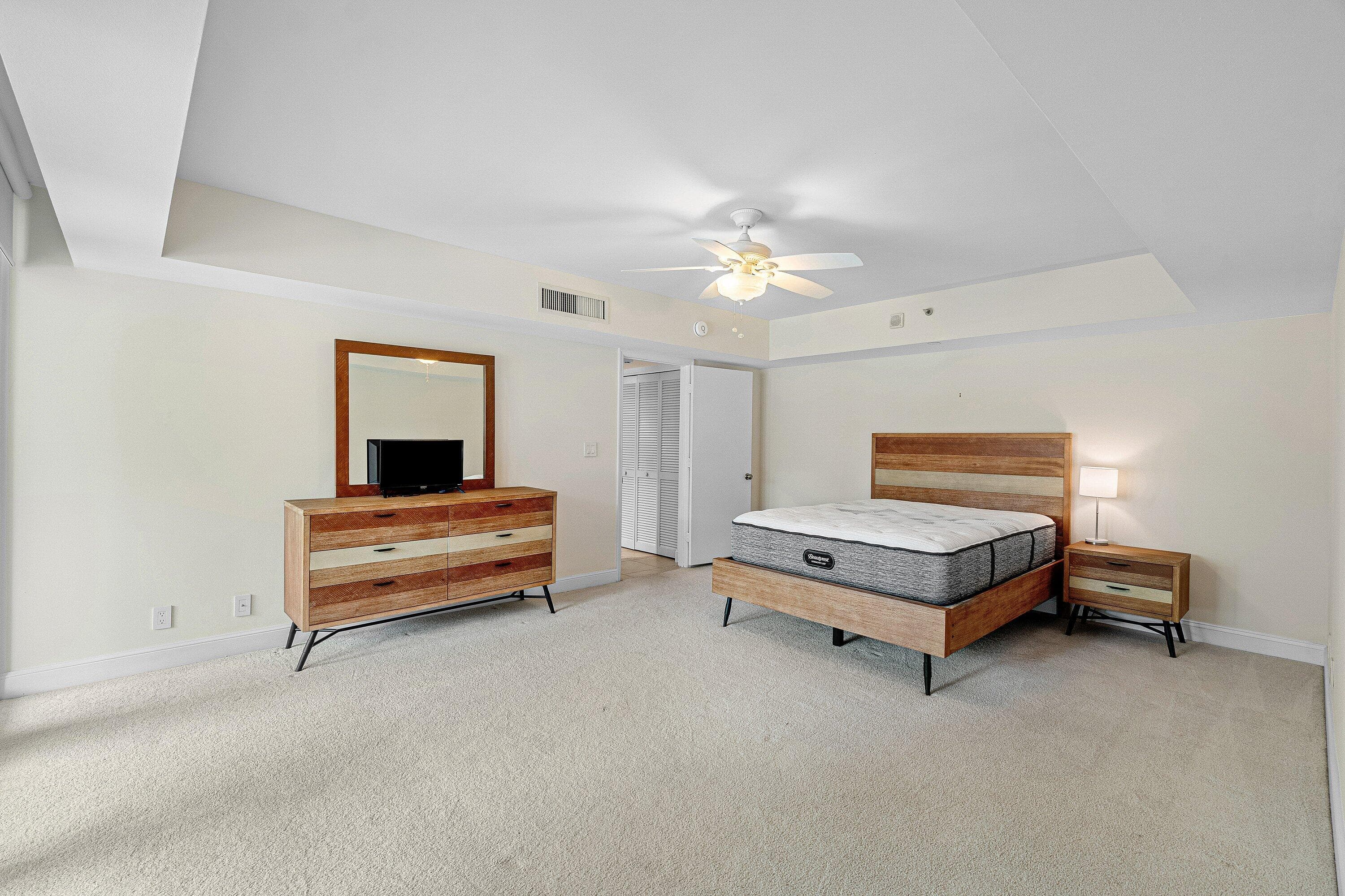 100 SE 5th Avenue 216, Boca Raton, FL 33432 12