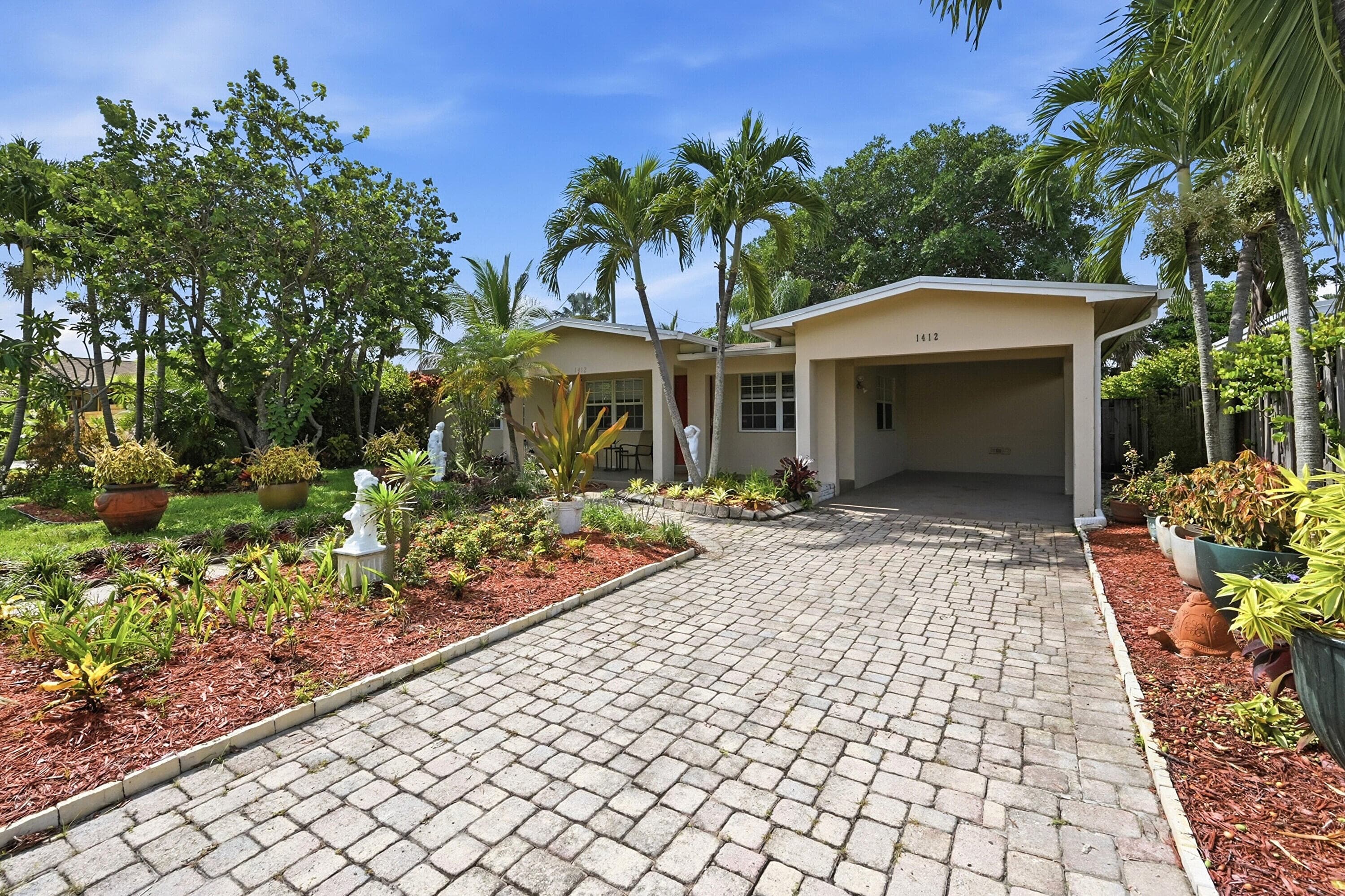 1412 NE 14th Place, Fort Lauderdale, FL 33304 3
