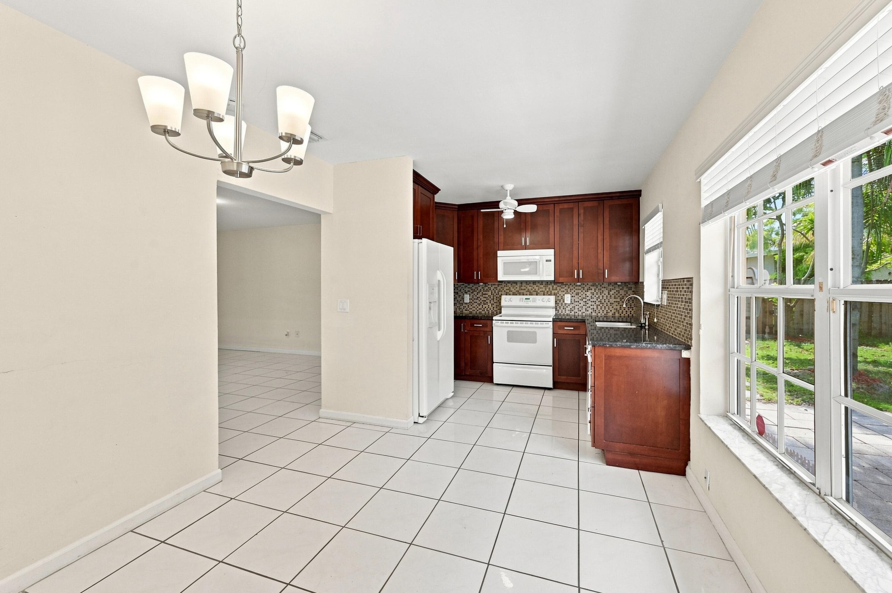 1412 NE 14th Place, Fort Lauderdale, FL 33304 13