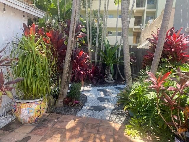 1220 SE 2ND Street, Fort Lauderdale, FL 33301 32