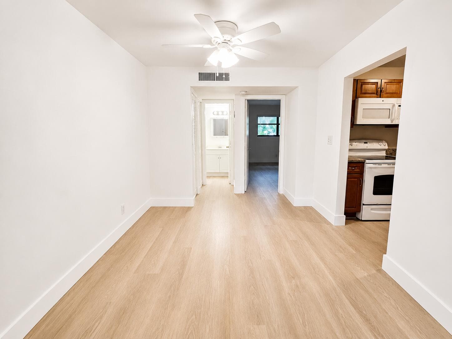 2201 NE 36th Street 208, Lighthouse Point, FL 33064 10