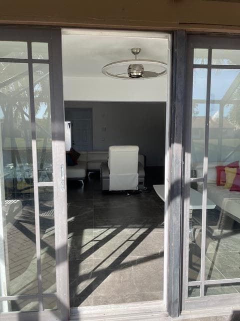 10 COLUMBIA Court, Deerfield Beach, FL 33442 23