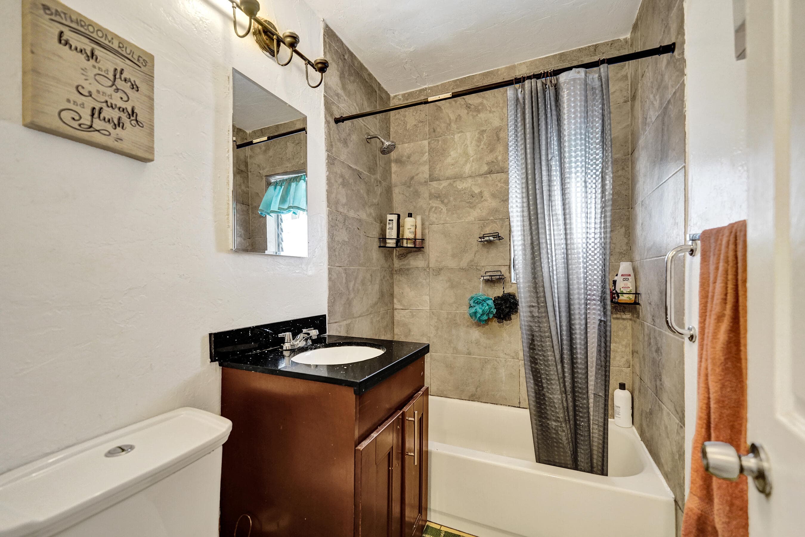 2815 ADAMS Street, Hollywood, FL 33020 5