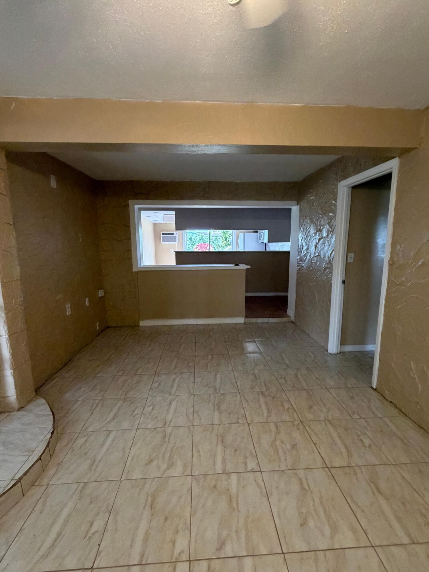 5601 Pierce Street, Hollywood, FL 33021 6