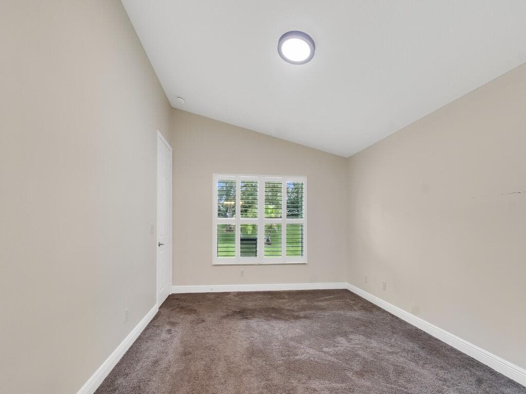 1975 Grey Falcon Circle SW, Vero Beach, FL 32962 13
