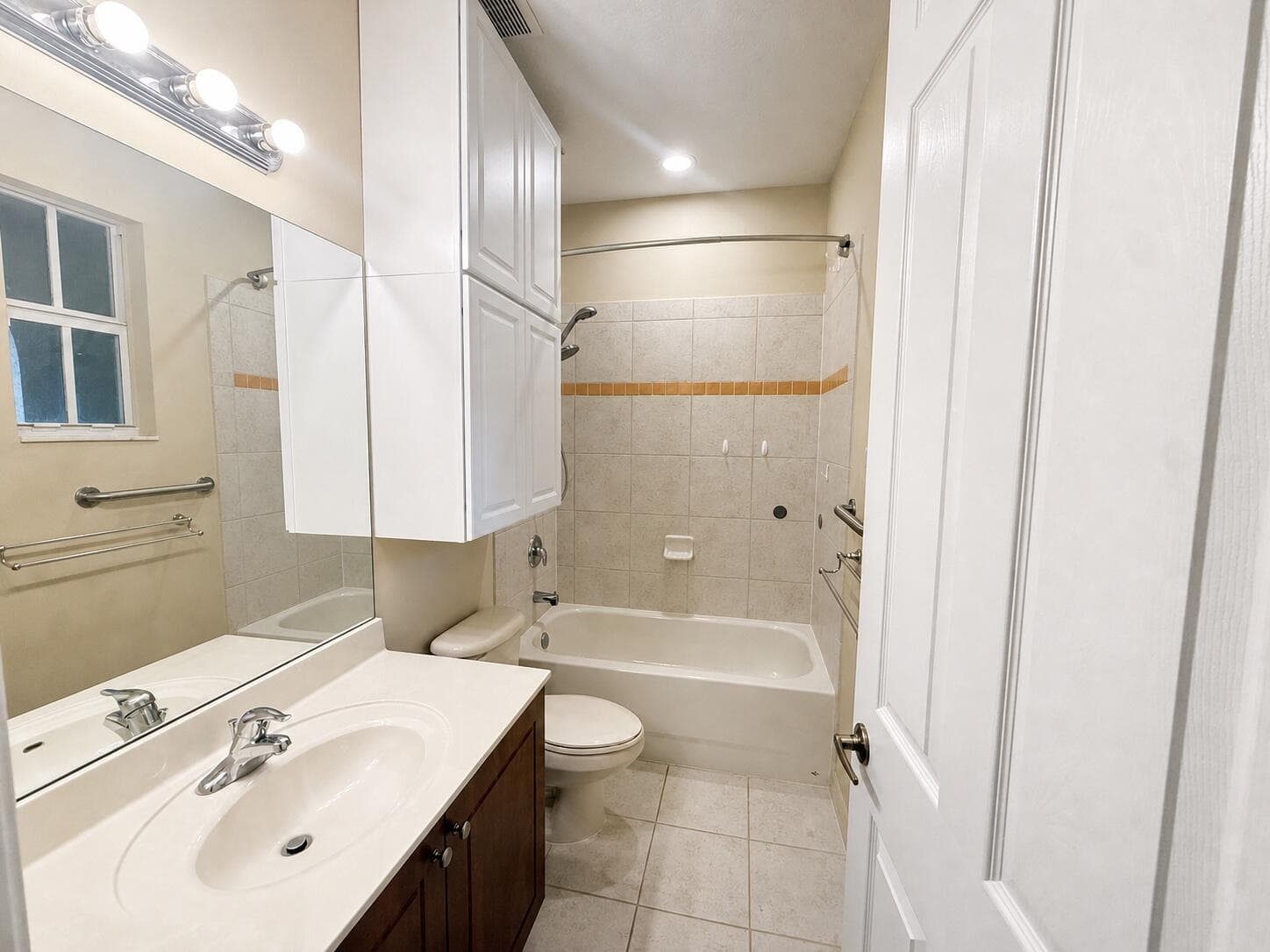 2851 W PROSPECT Road 1209, Tamarac, FL 33309 14