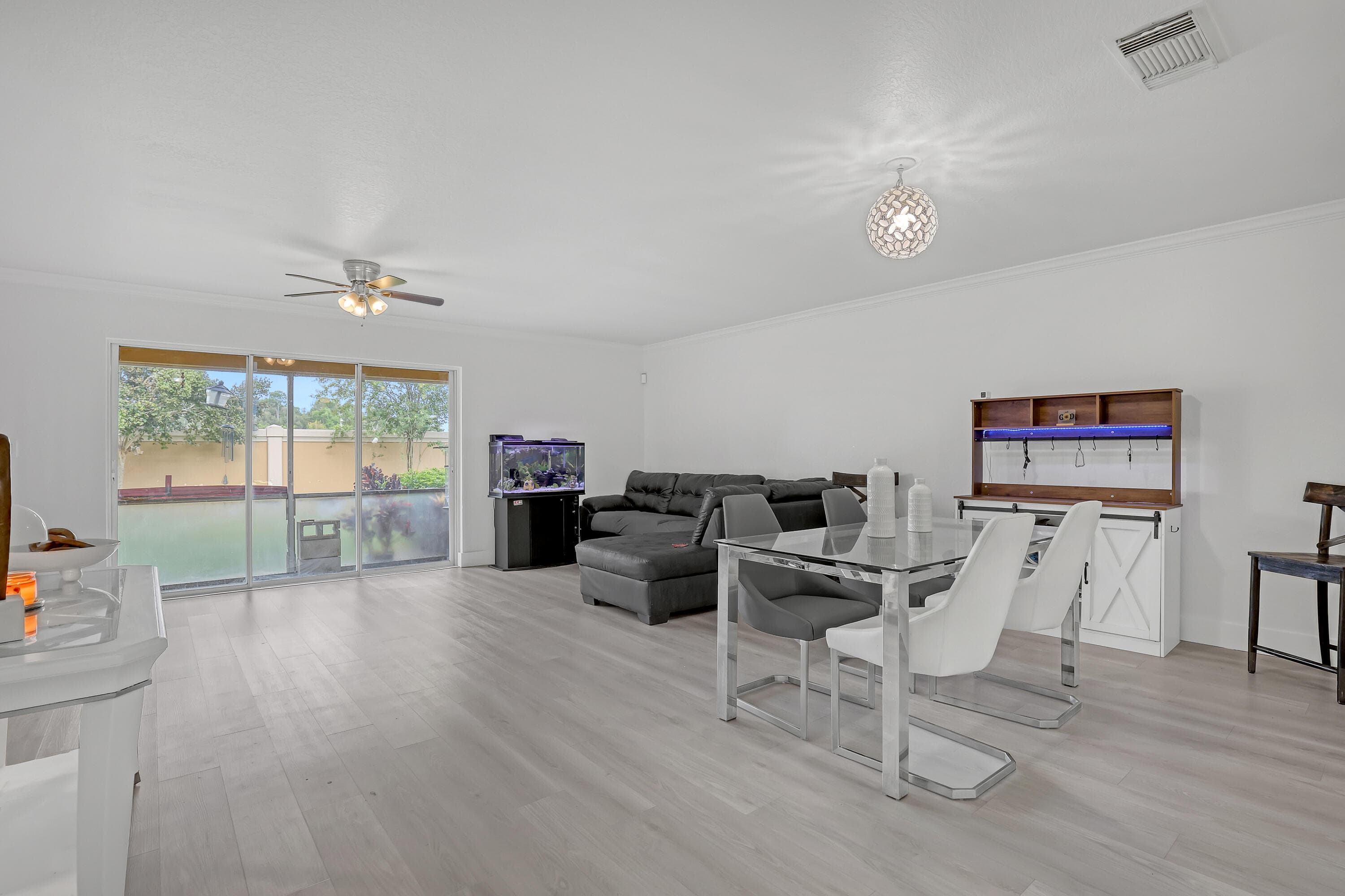 3070 Waddell Avenue, West Palm Beach, FL 33411 7