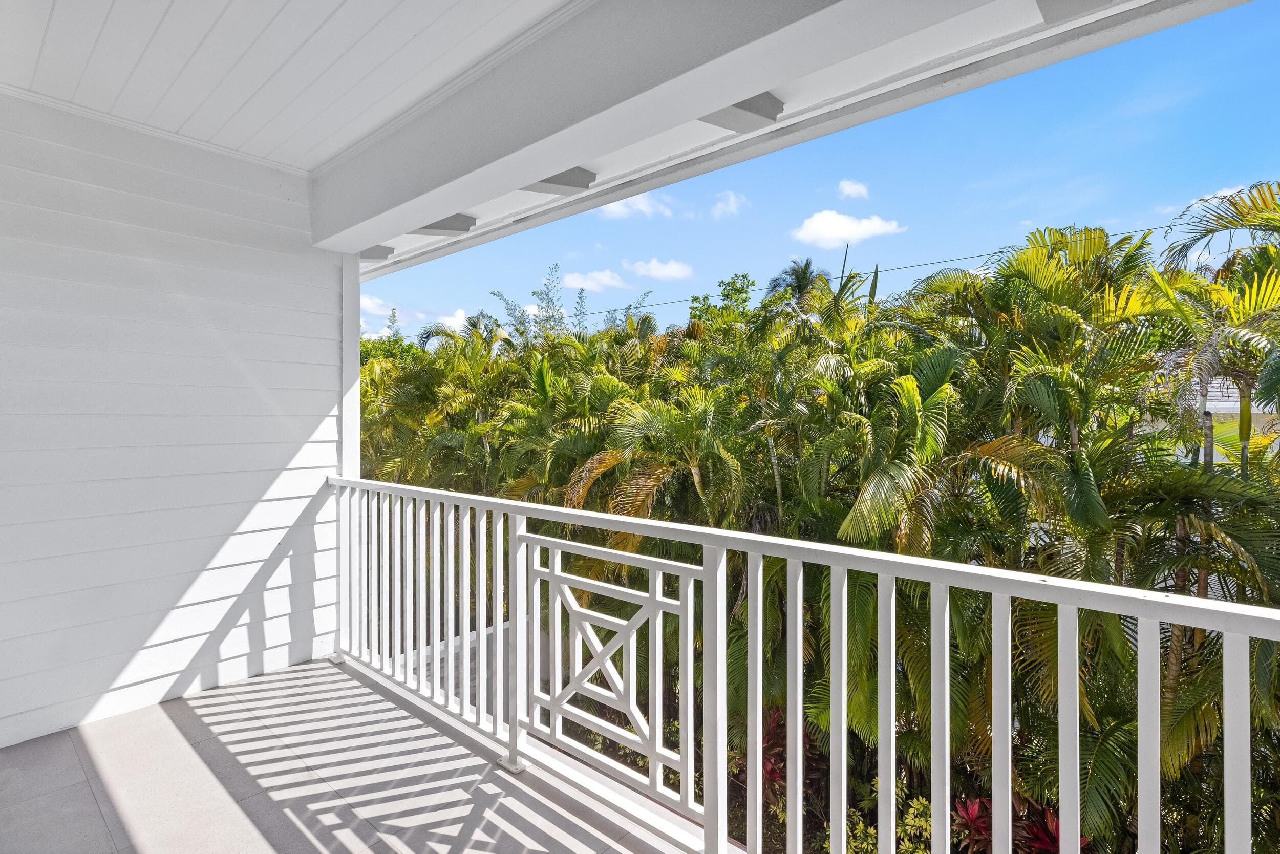 444 NE Wavecrest Way, Boca Raton, FL 33432 29